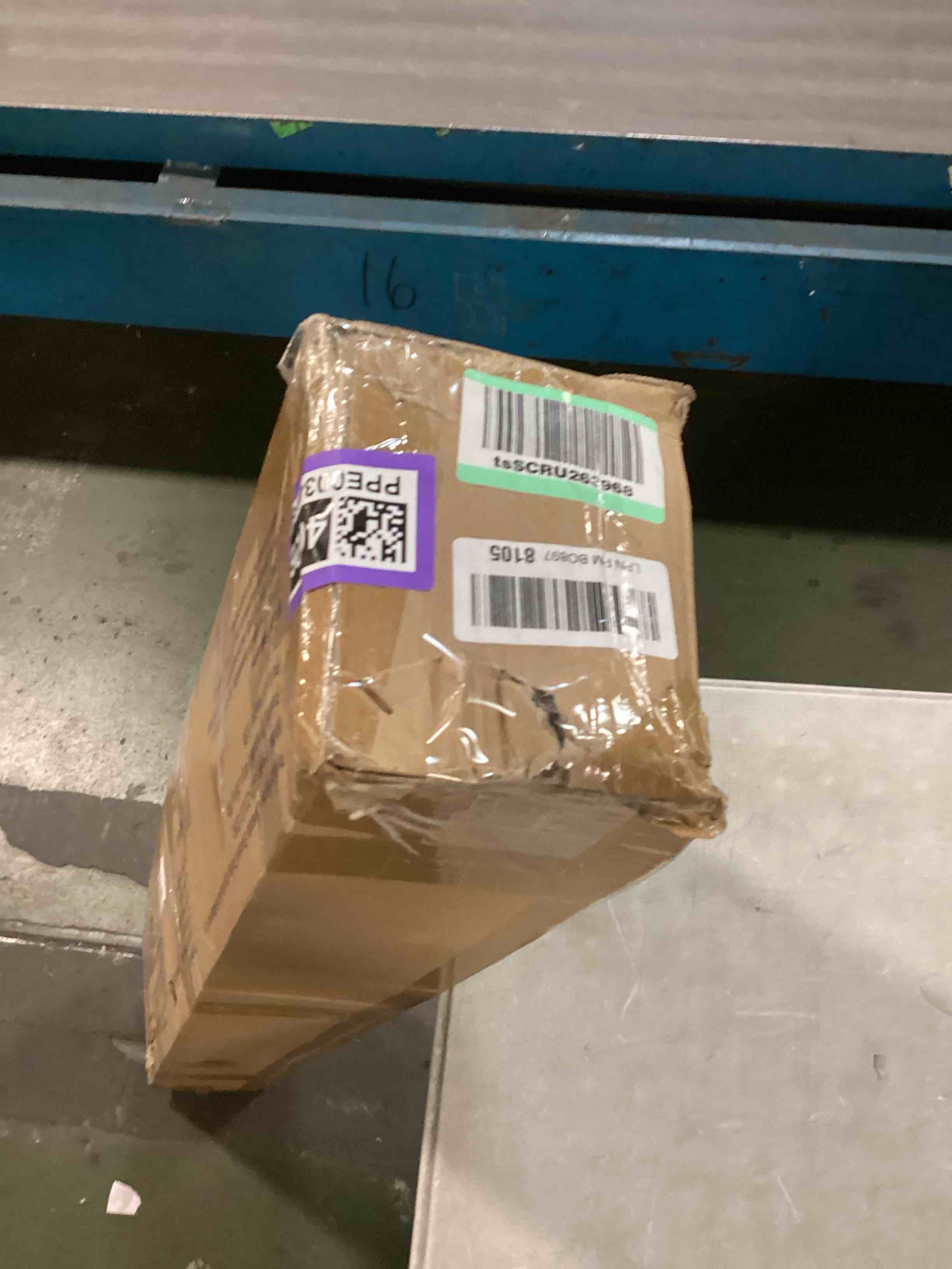 https://s3.amazonaws.com/lotting-images-prod/bidfta/PPE0034026_1728991419666.jpeg