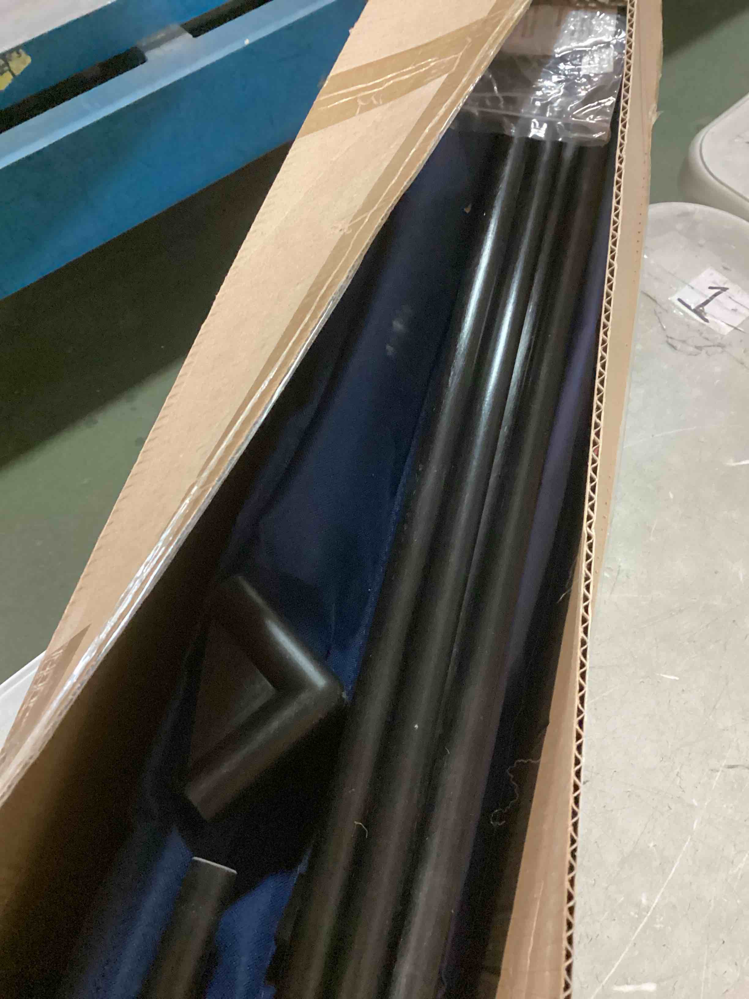 https://s3.amazonaws.com/lotting-images-prod/bidfta/PPE0034026_1728991441879.jpeg