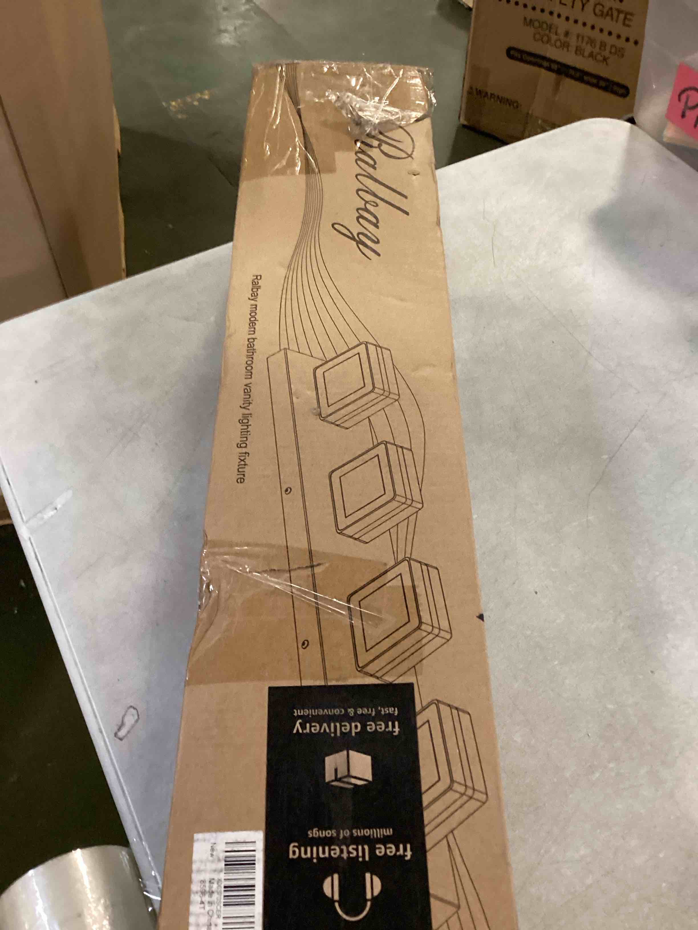 https://s3.amazonaws.com/lotting-images-prod/bidfta/PPE0034041_1728590920910.jpeg