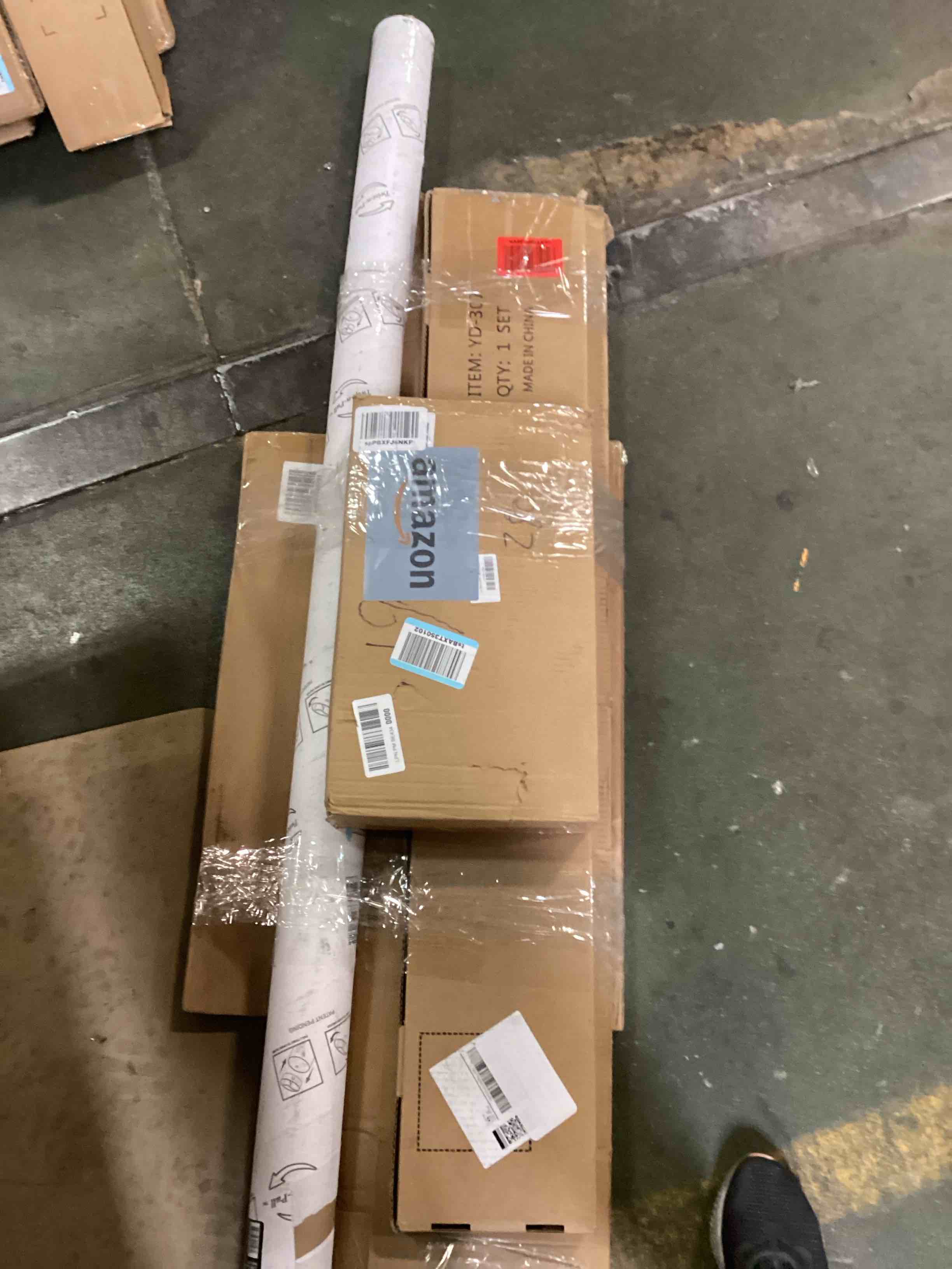 https://s3.amazonaws.com/lotting-images-prod/bidfta/PPE0034235_1728138943839.jpeg