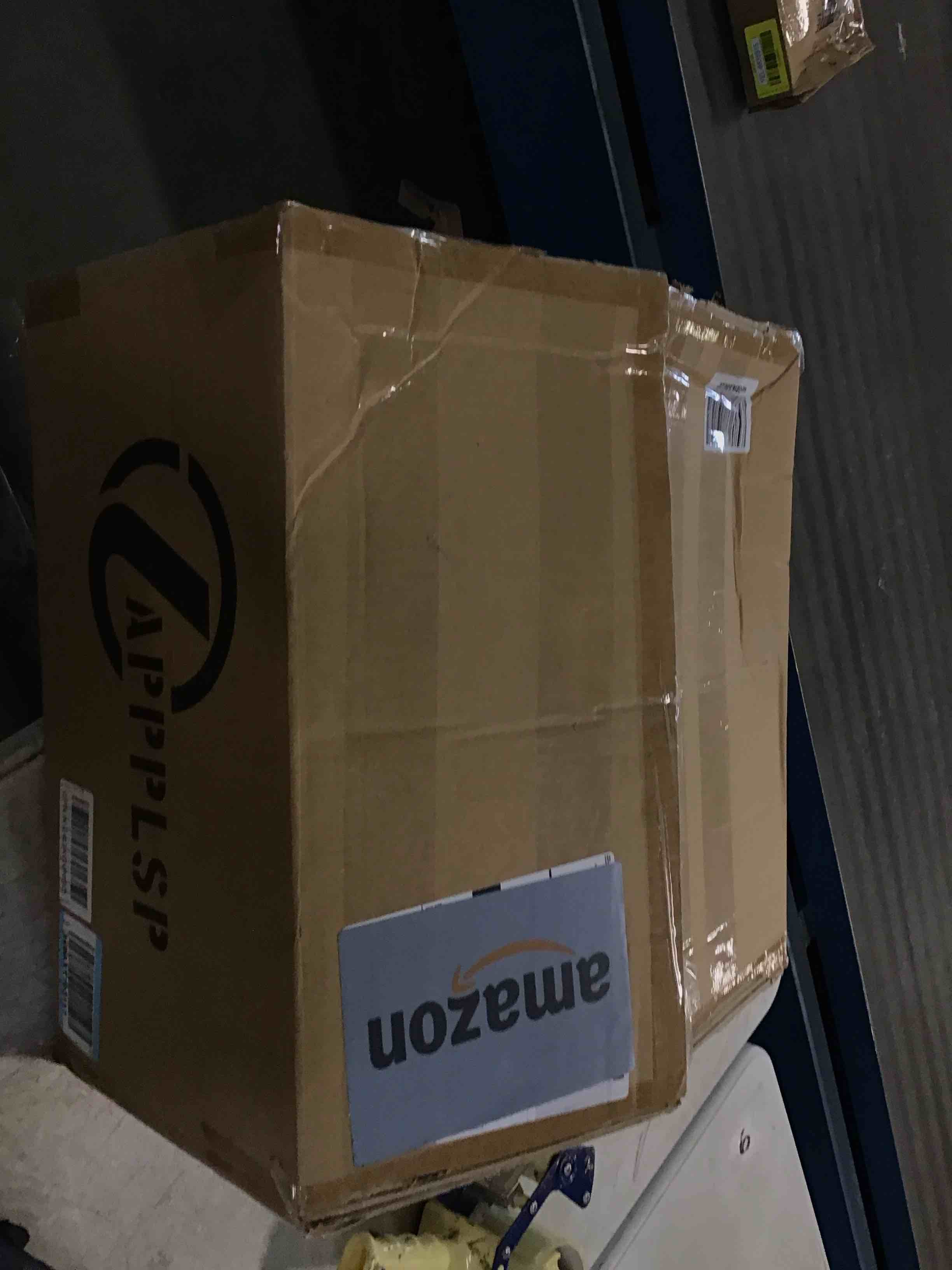 https://s3.amazonaws.com/lotting-images-prod/bidfta/PPE0035136_1724278405281.jpeg