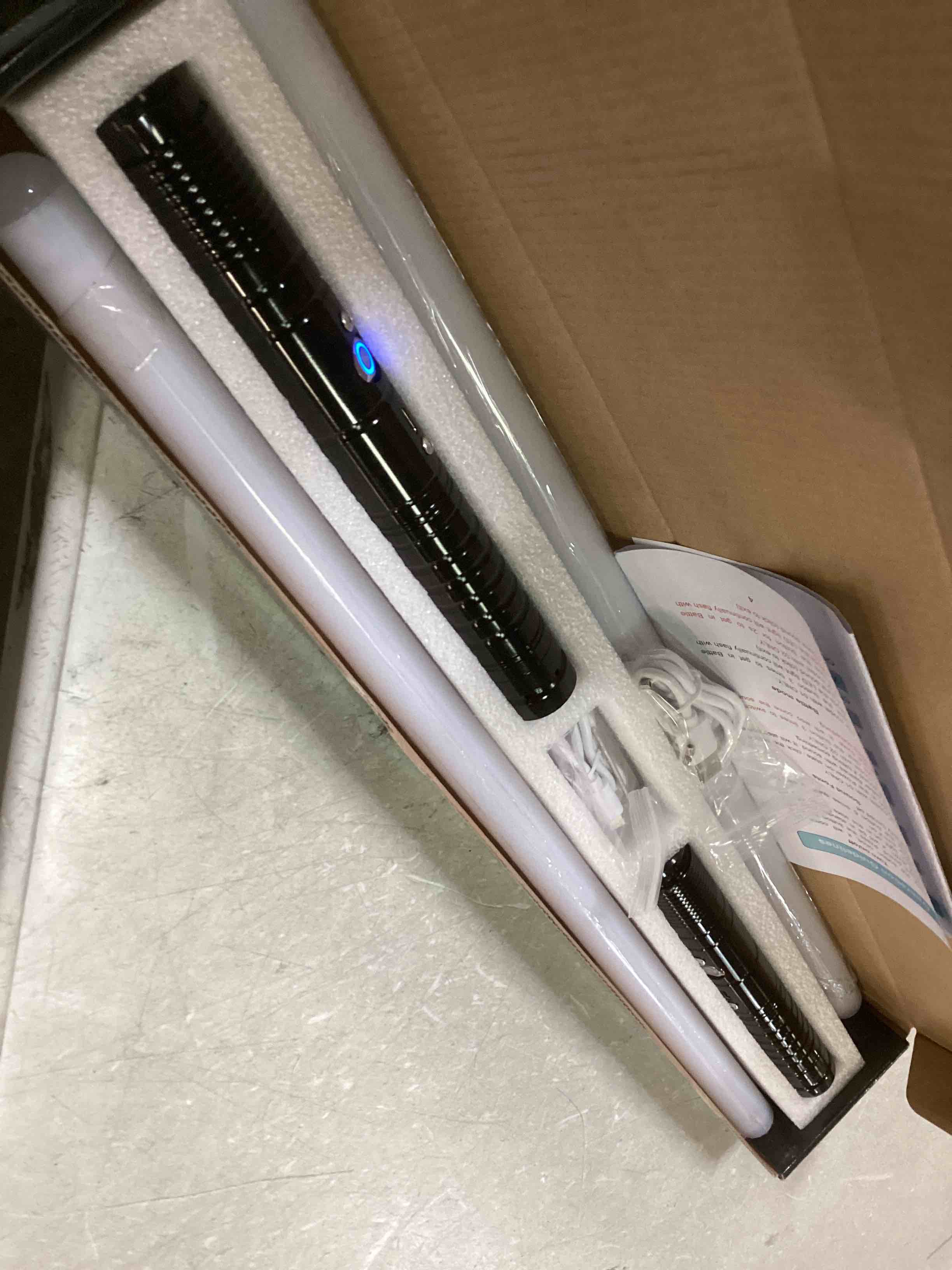https://s3.amazonaws.com/lotting-images-prod/bidfta/PPE0035567_1724168373187.jpeg