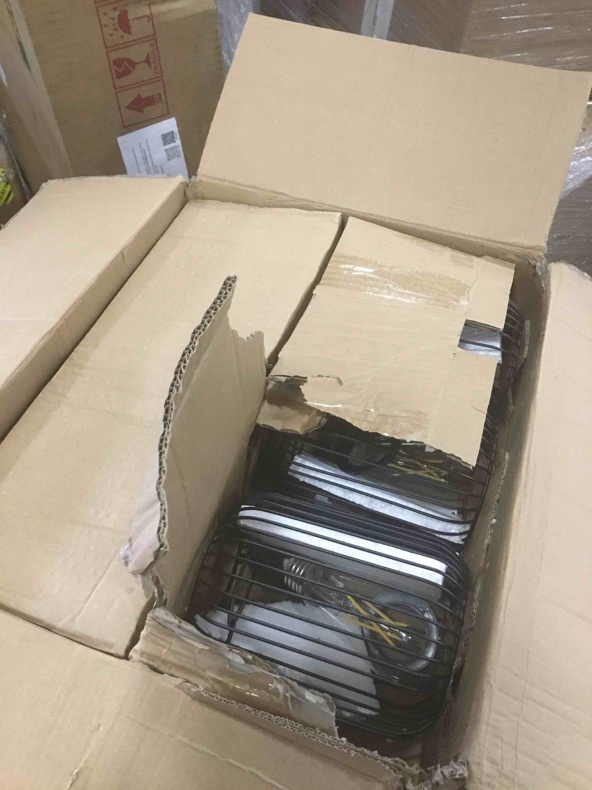 https://s3.amazonaws.com/lotting-images-prod/bidfta/PPE0037639_1744914520714.jpeg