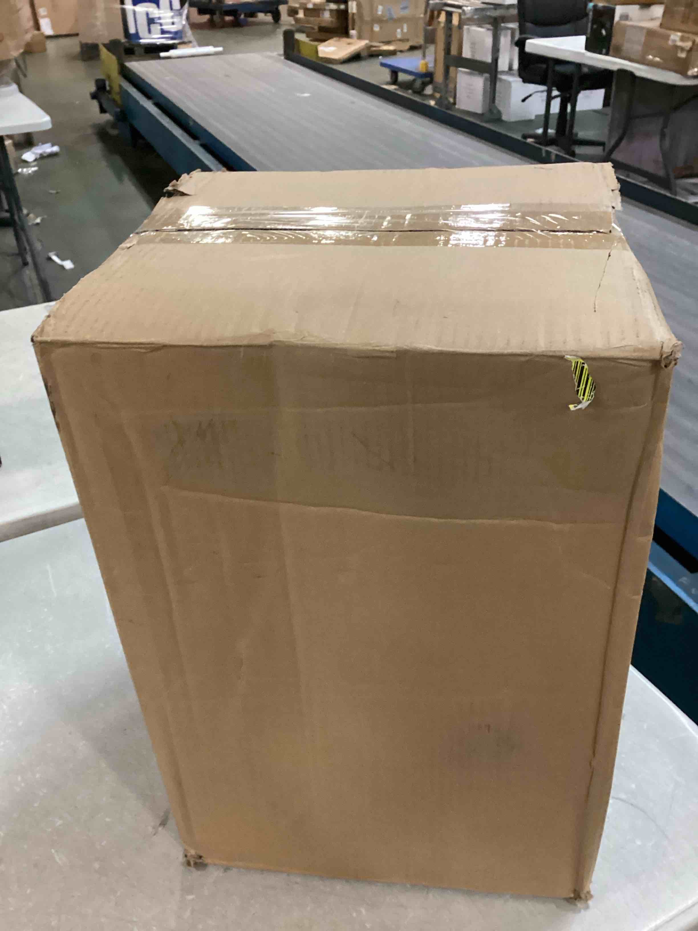 https://s3.amazonaws.com/lotting-images-prod/bidfta/PPE0038346_1724813361115.jpeg