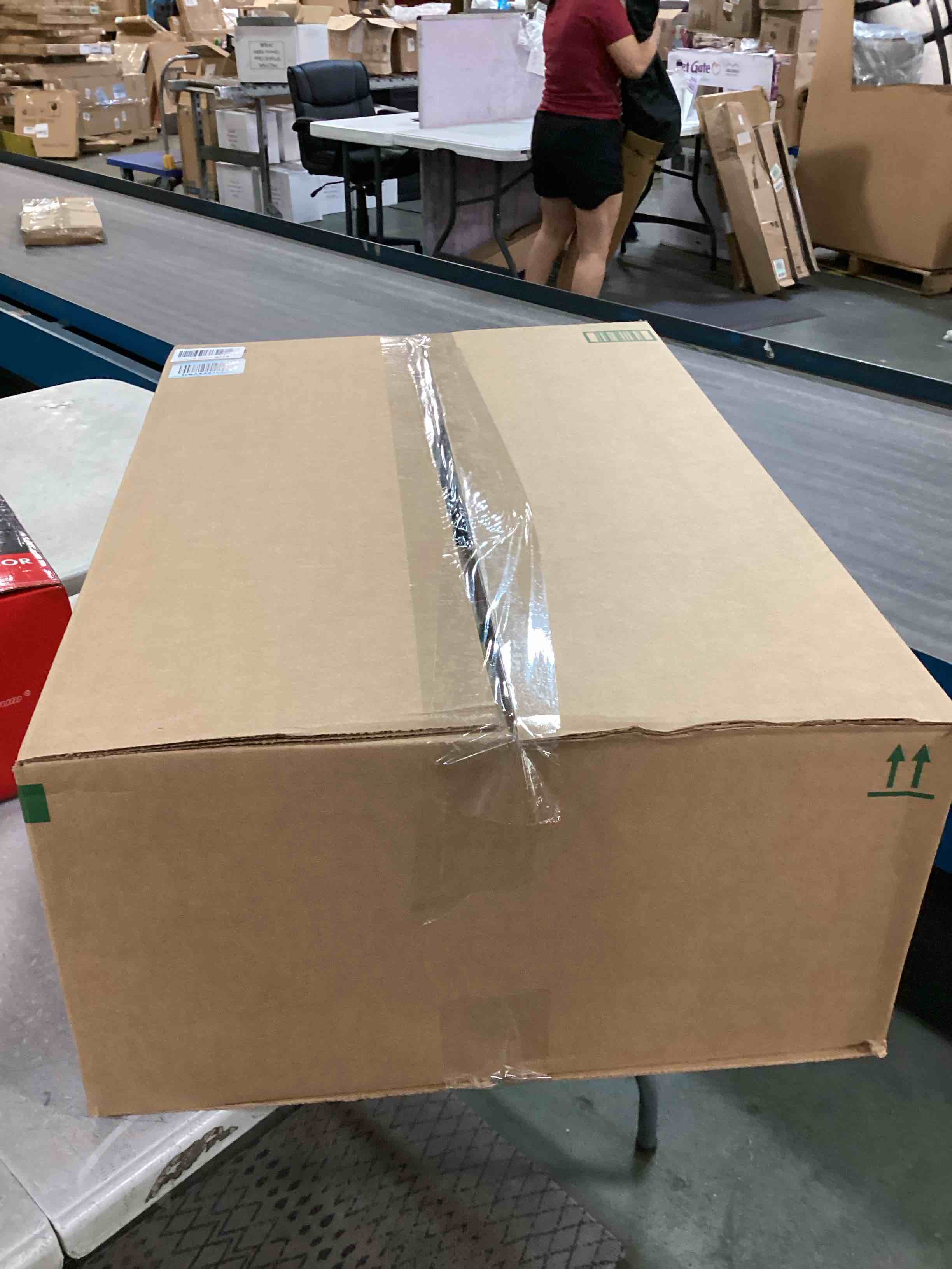 https://s3.amazonaws.com/lotting-images-prod/bidfta/PPE0038426_1724799328853.jpeg