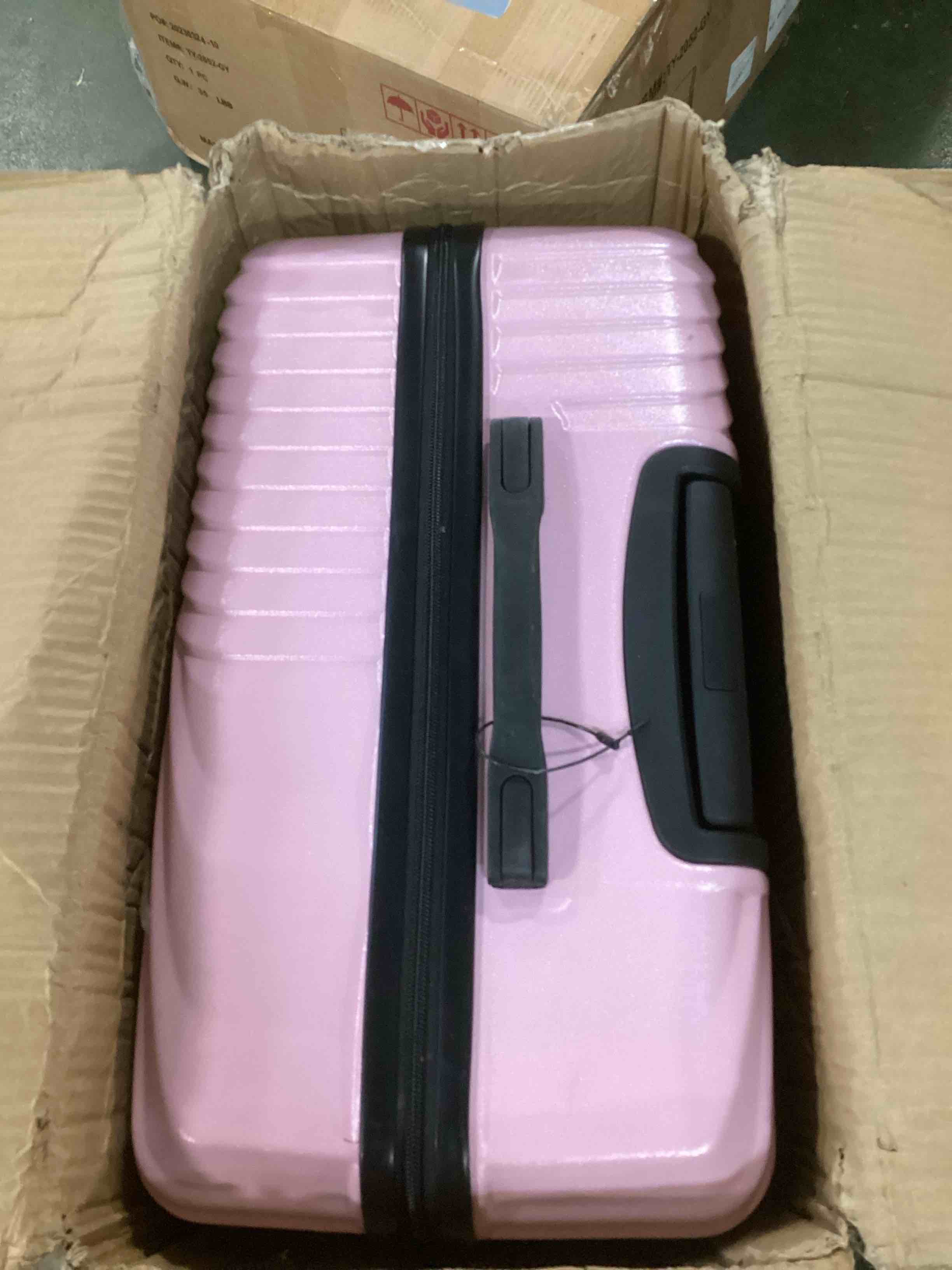 https://s3.amazonaws.com/lotting-images-prod/bidfta/PPE0038696_1724475184876.jpeg