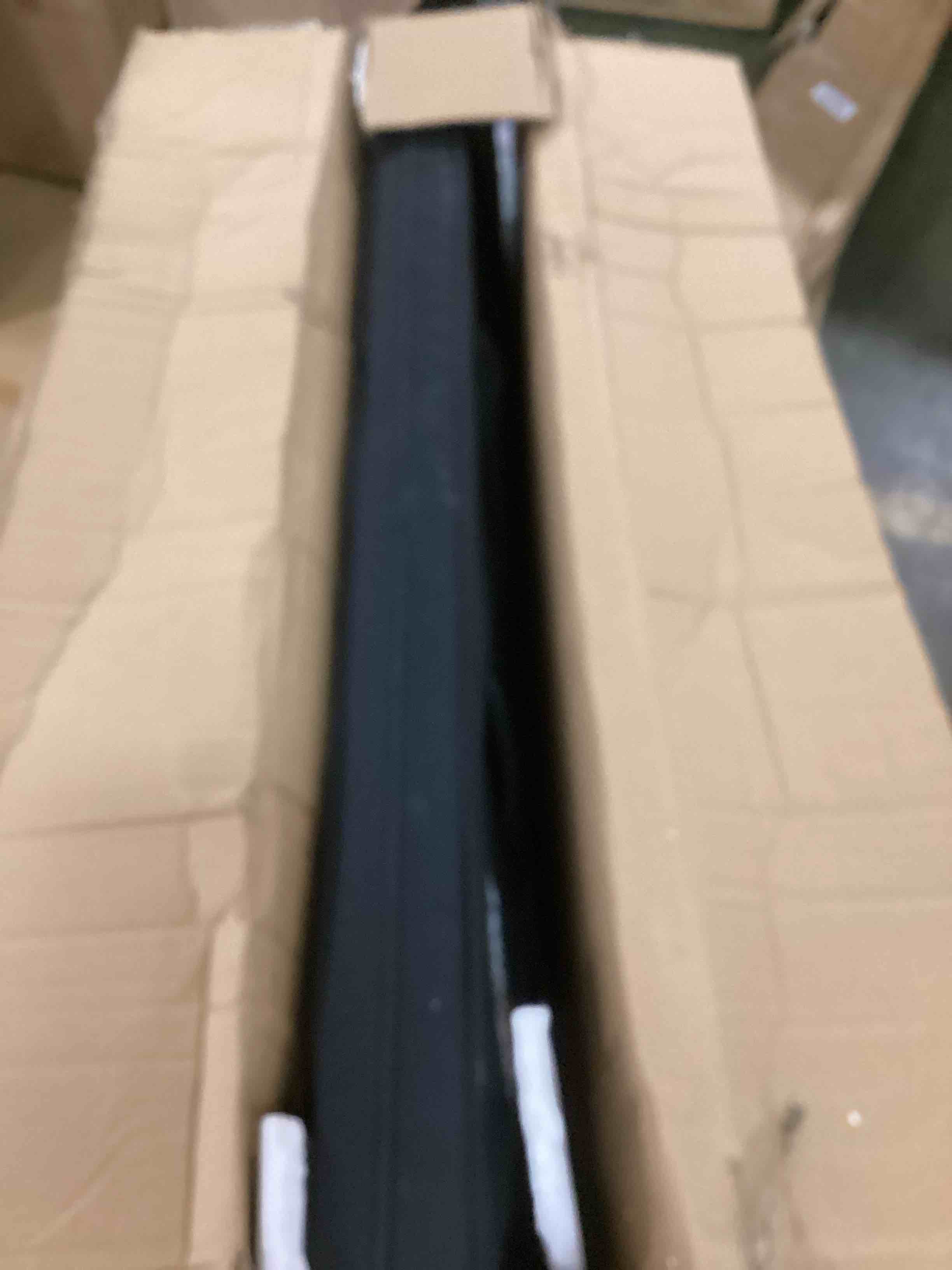 https://s3.amazonaws.com/lotting-images-prod/bidfta/PPE0038750_1724467035136.jpeg