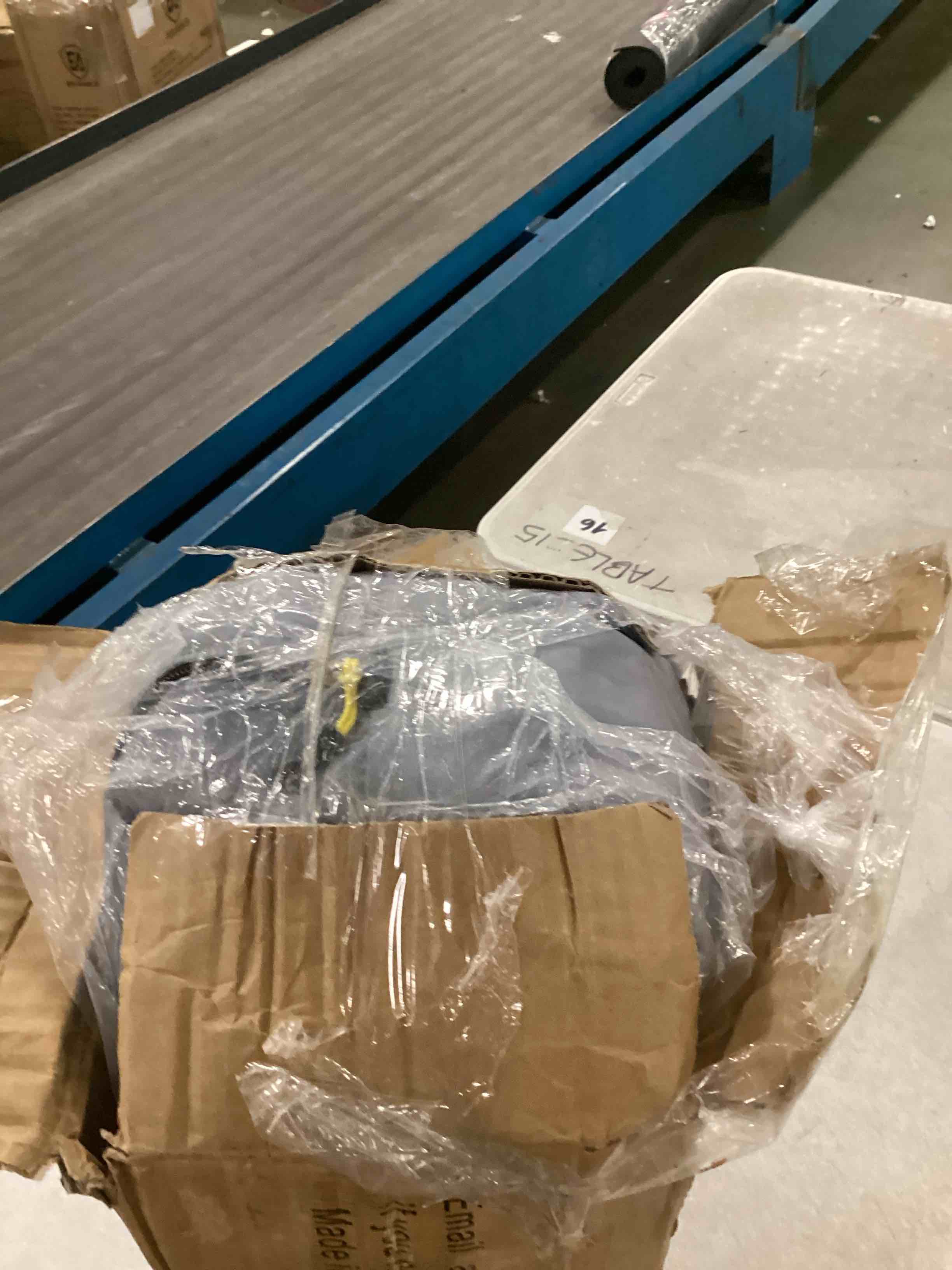 https://s3.amazonaws.com/lotting-images-prod/bidfta/PPE0039810_1723863071915.jpeg