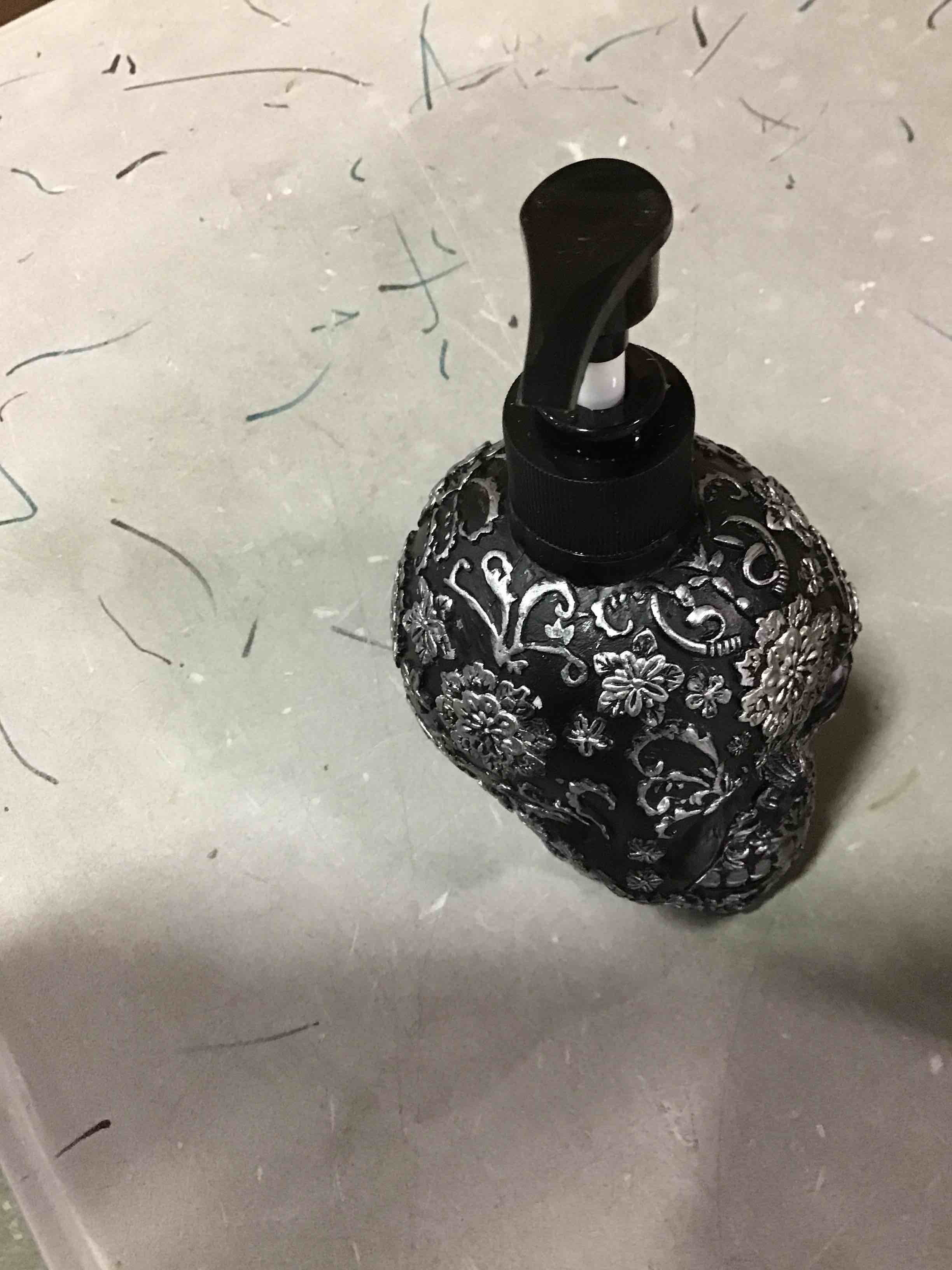 https://s3.amazonaws.com/lotting-images-prod/bidfta/PPE0040352_1724280379687.jpeg