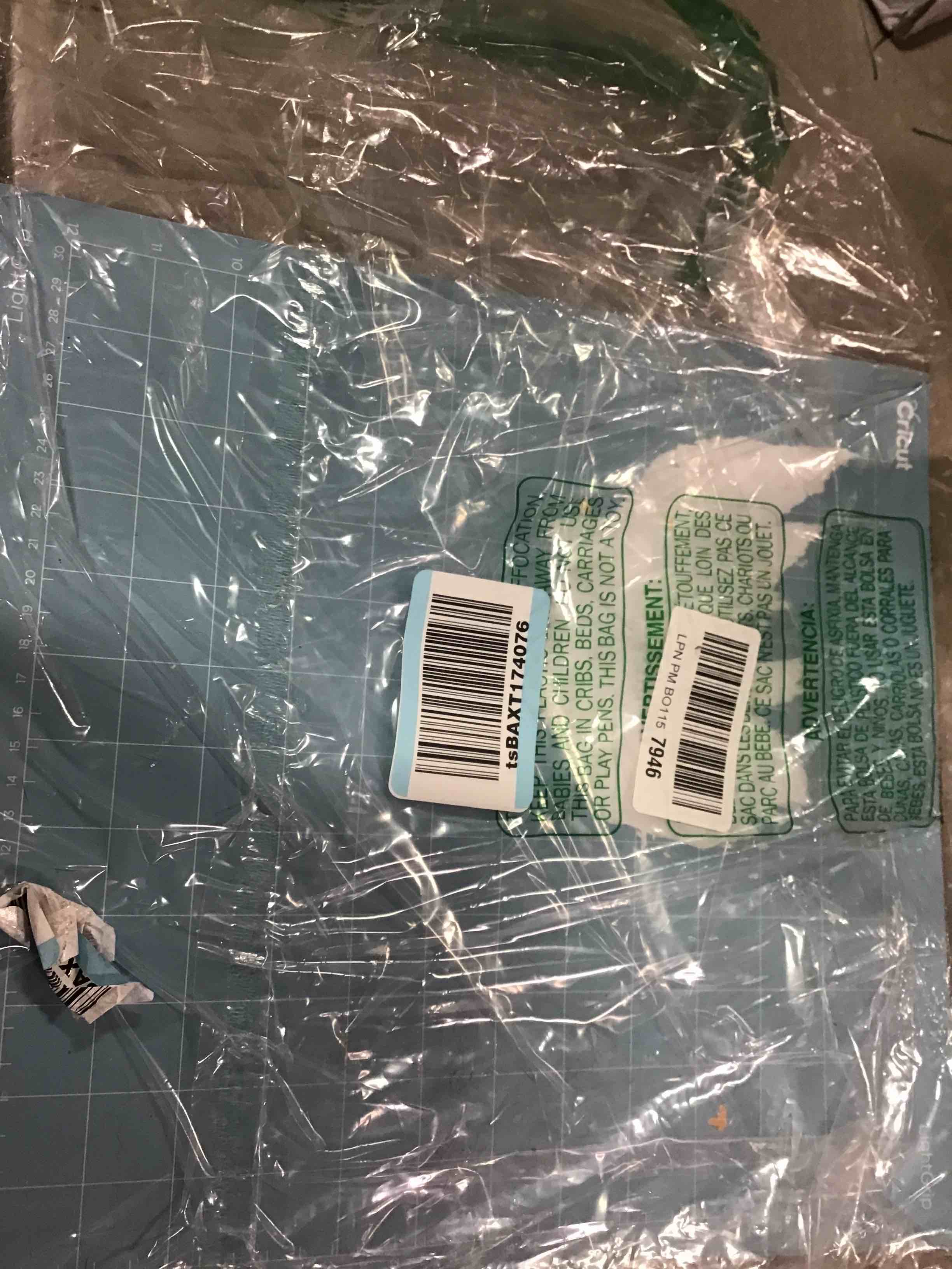 Cricut LightGrip Cutting Mats 12in x 12in, Reusable Cutting Mats for Crafts with Protective Film