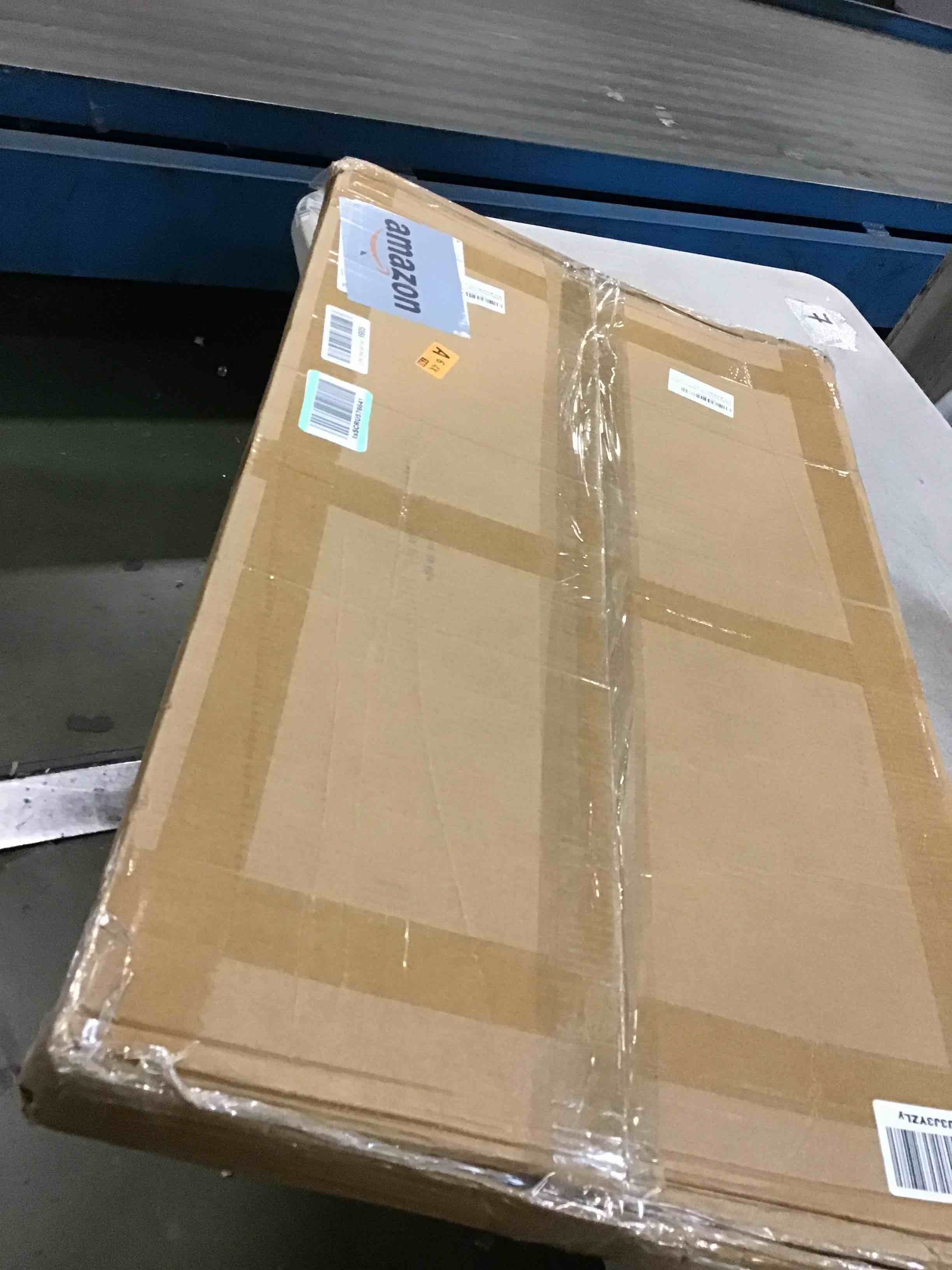 https://s3.amazonaws.com/lotting-images-prod/bidfta/PPE0040704_1724128287984.jpeg