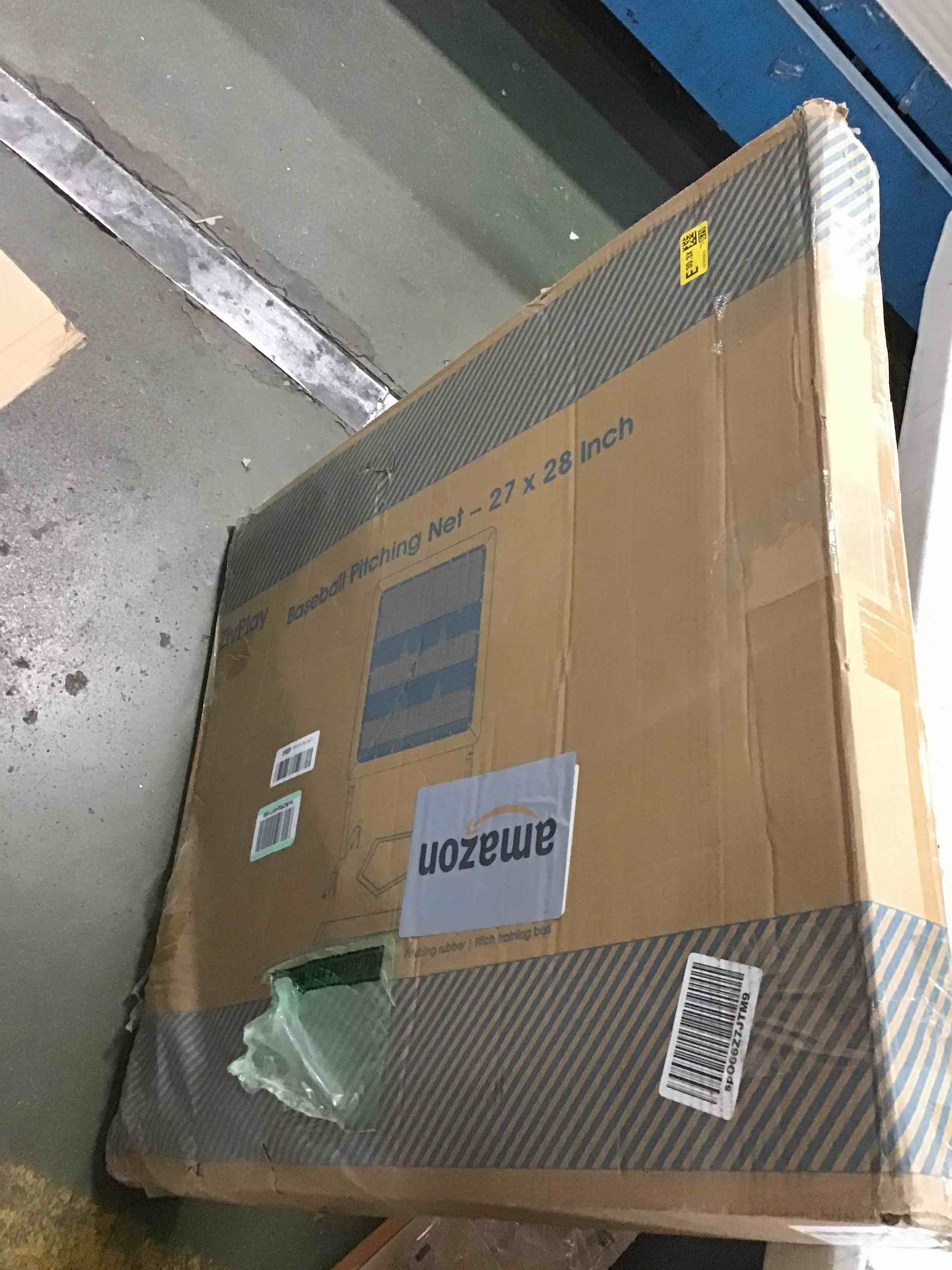 https://s3.amazonaws.com/lotting-images-prod/bidfta/PPE0040841_1724110928459.jpeg
