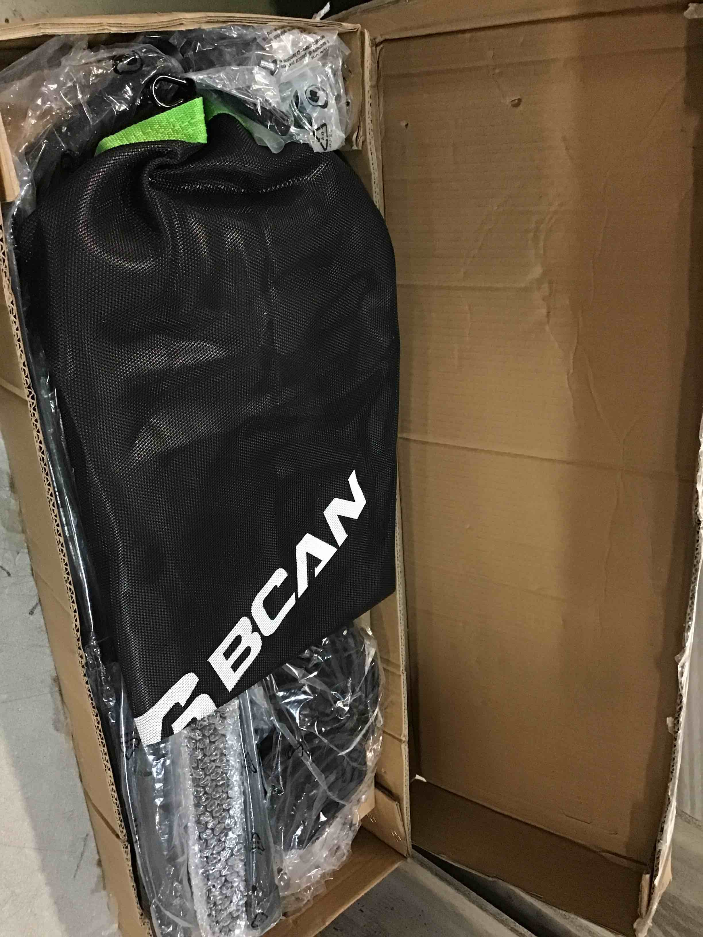 https://s3.amazonaws.com/lotting-images-prod/bidfta/PPE0041108_1723847714228.jpeg