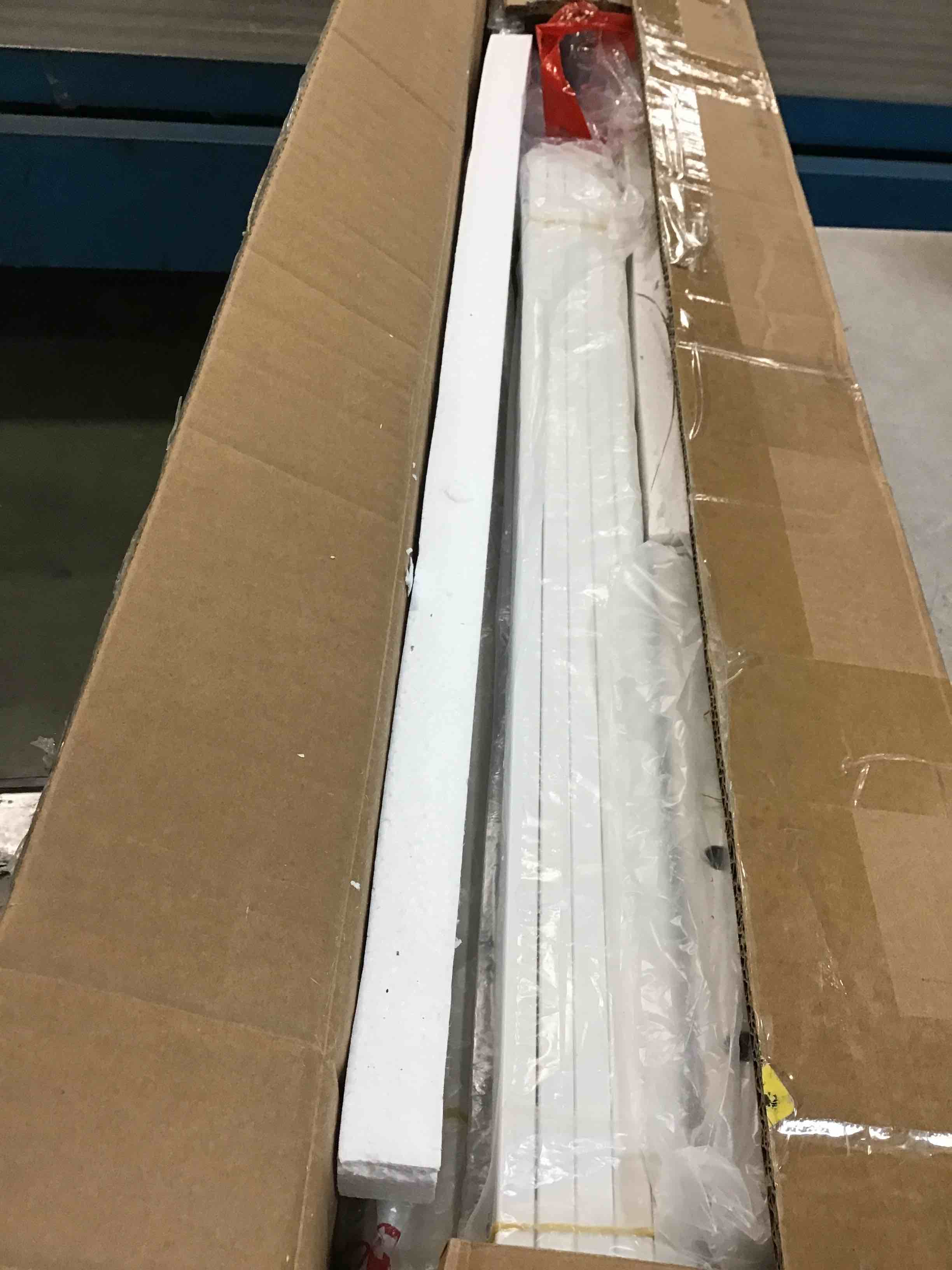 https://s3.amazonaws.com/lotting-images-prod/bidfta/PPE0041375_1723765780636.jpeg