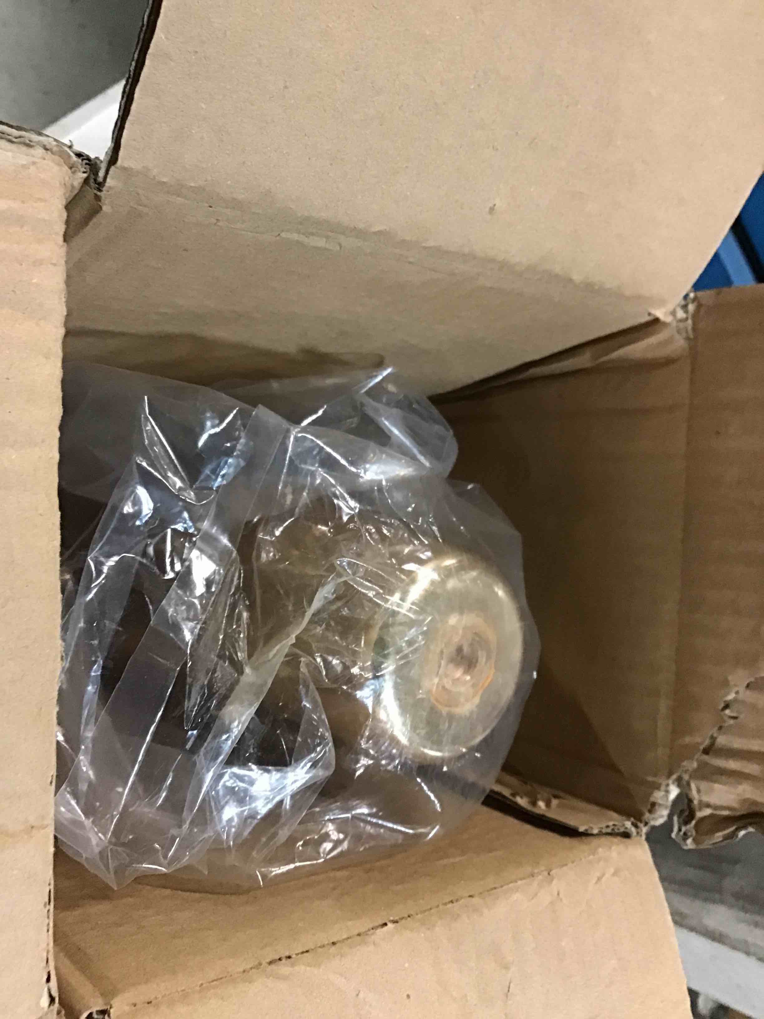 https://s3.amazonaws.com/lotting-images-prod/bidfta/PPE0041832_1723517580547.jpeg