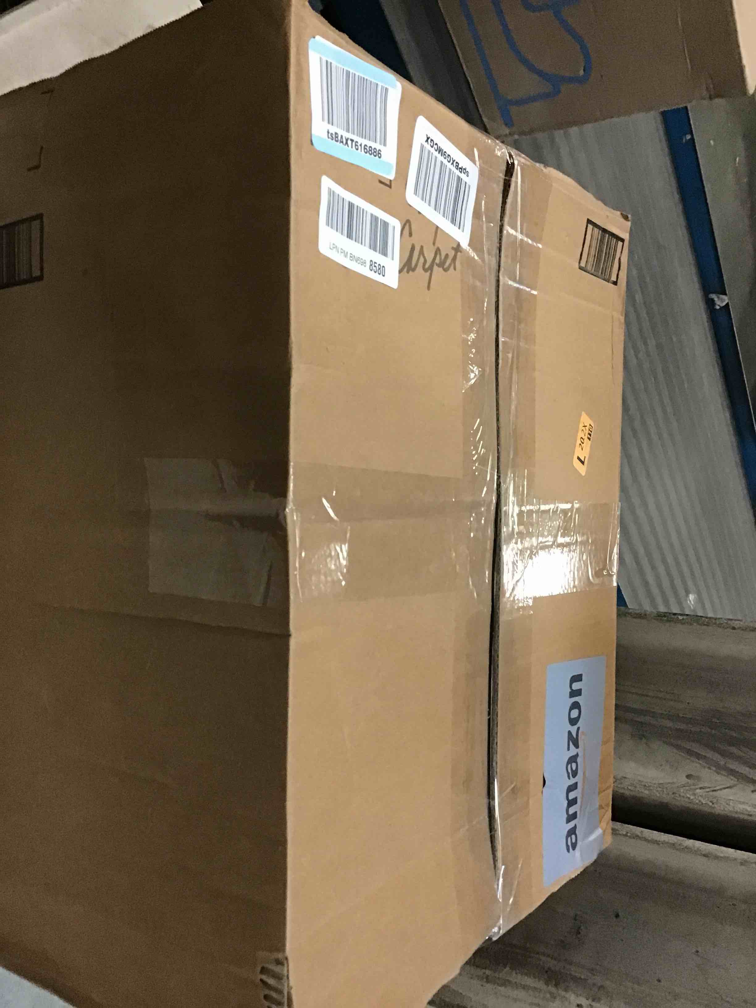 https://s3.amazonaws.com/lotting-images-prod/bidfta/PPE0041895_1723509457228.jpeg
