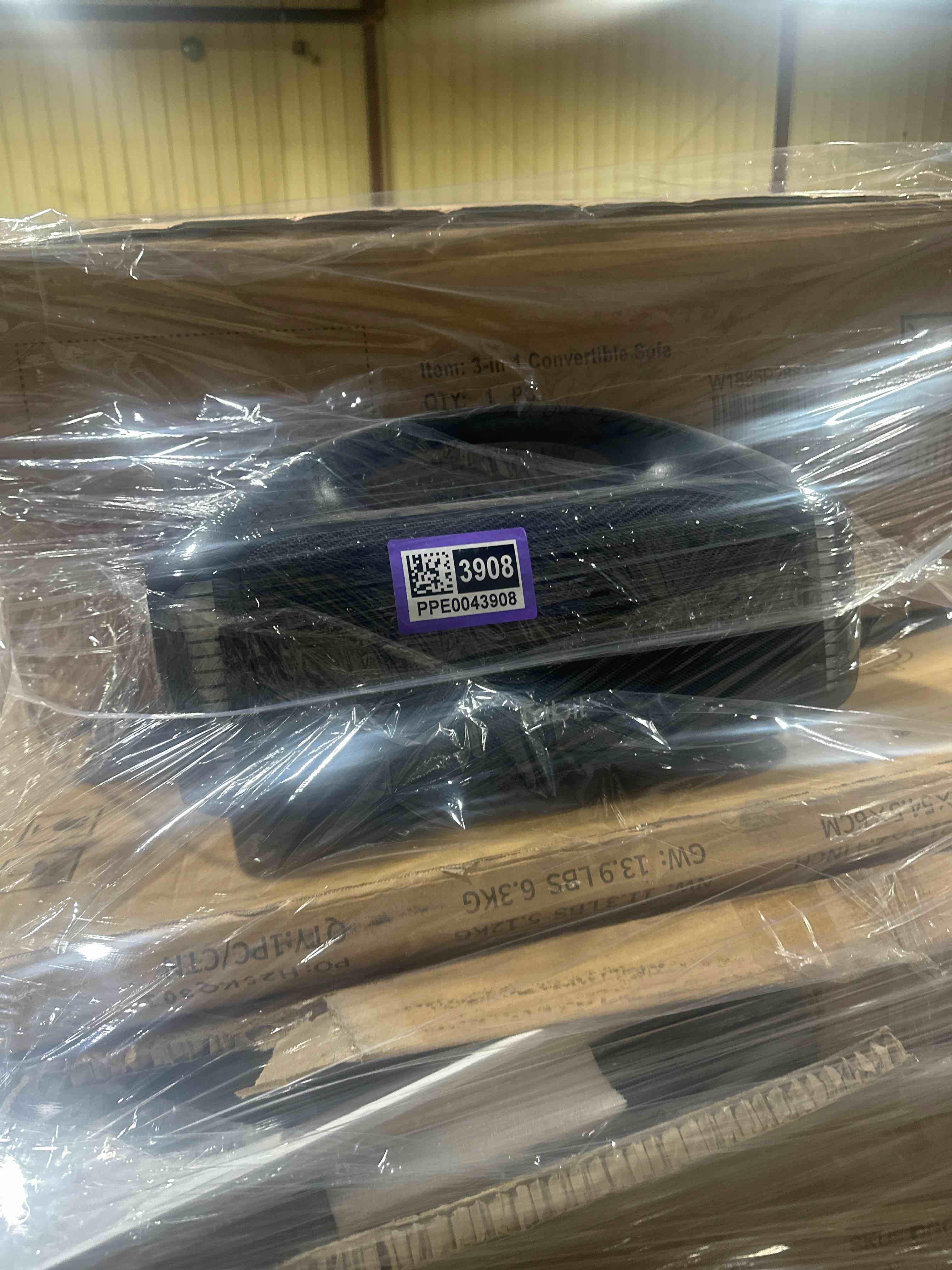 1 skid pallet boxes surprice good condición or as is