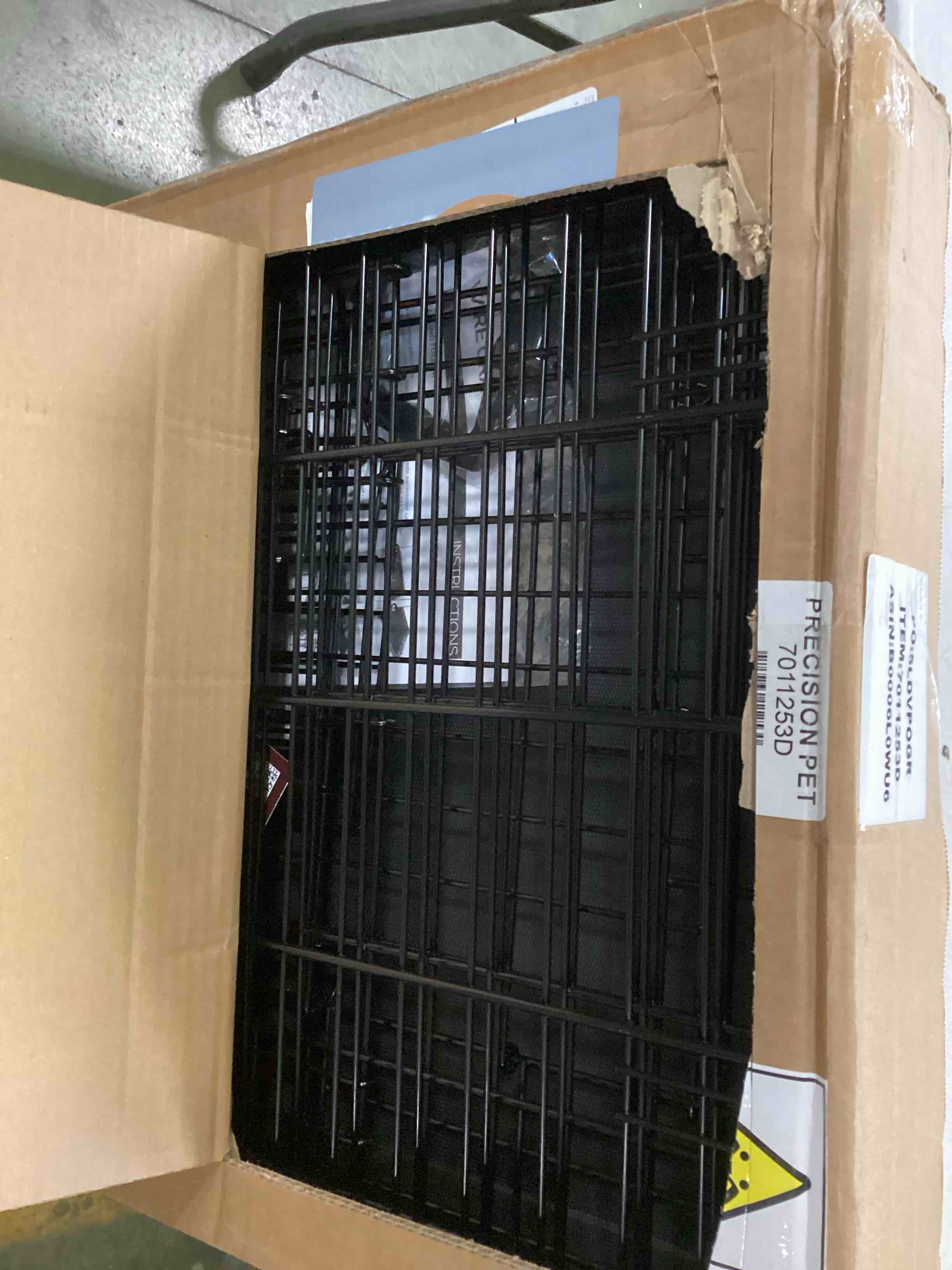 https://s3.amazonaws.com/lotting-images-prod/bidfta/PPE0045750_1723724424967.jpeg