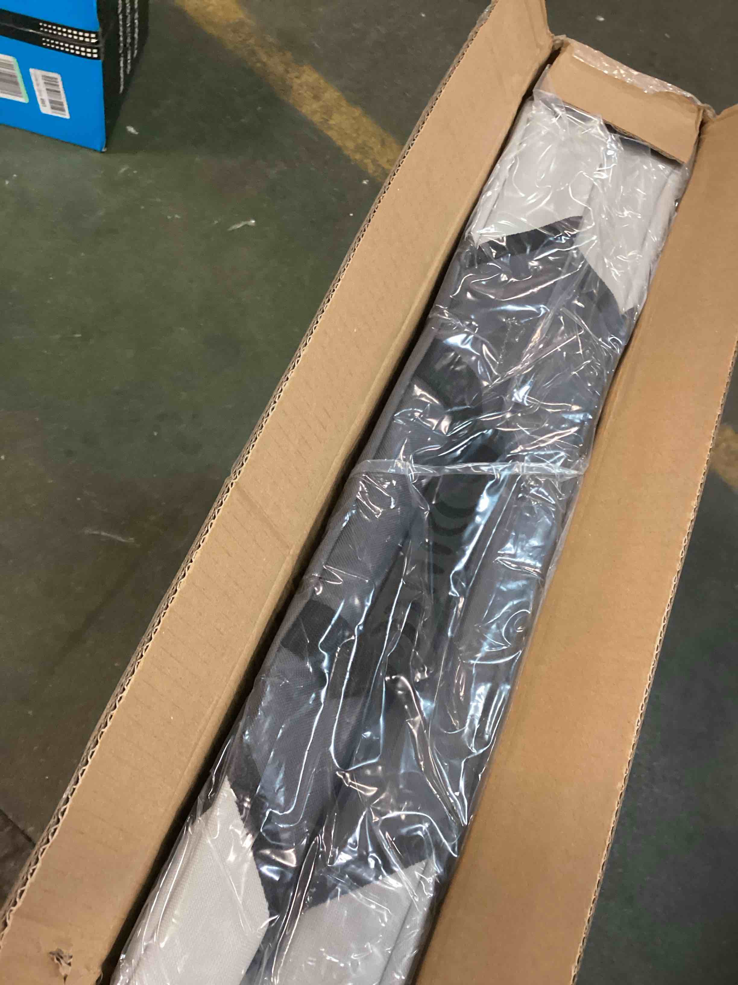 https://s3.amazonaws.com/lotting-images-prod/bidfta/PPE0045770_1723660329090.jpeg