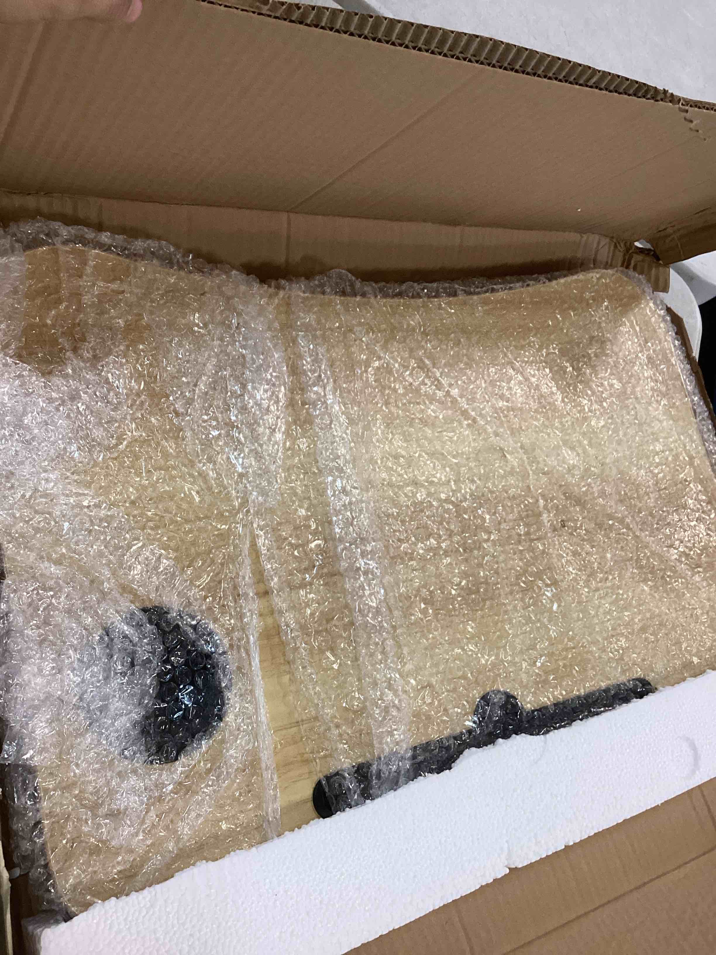 https://s3.amazonaws.com/lotting-images-prod/bidfta/PPE0045950_1723639246531.jpeg
