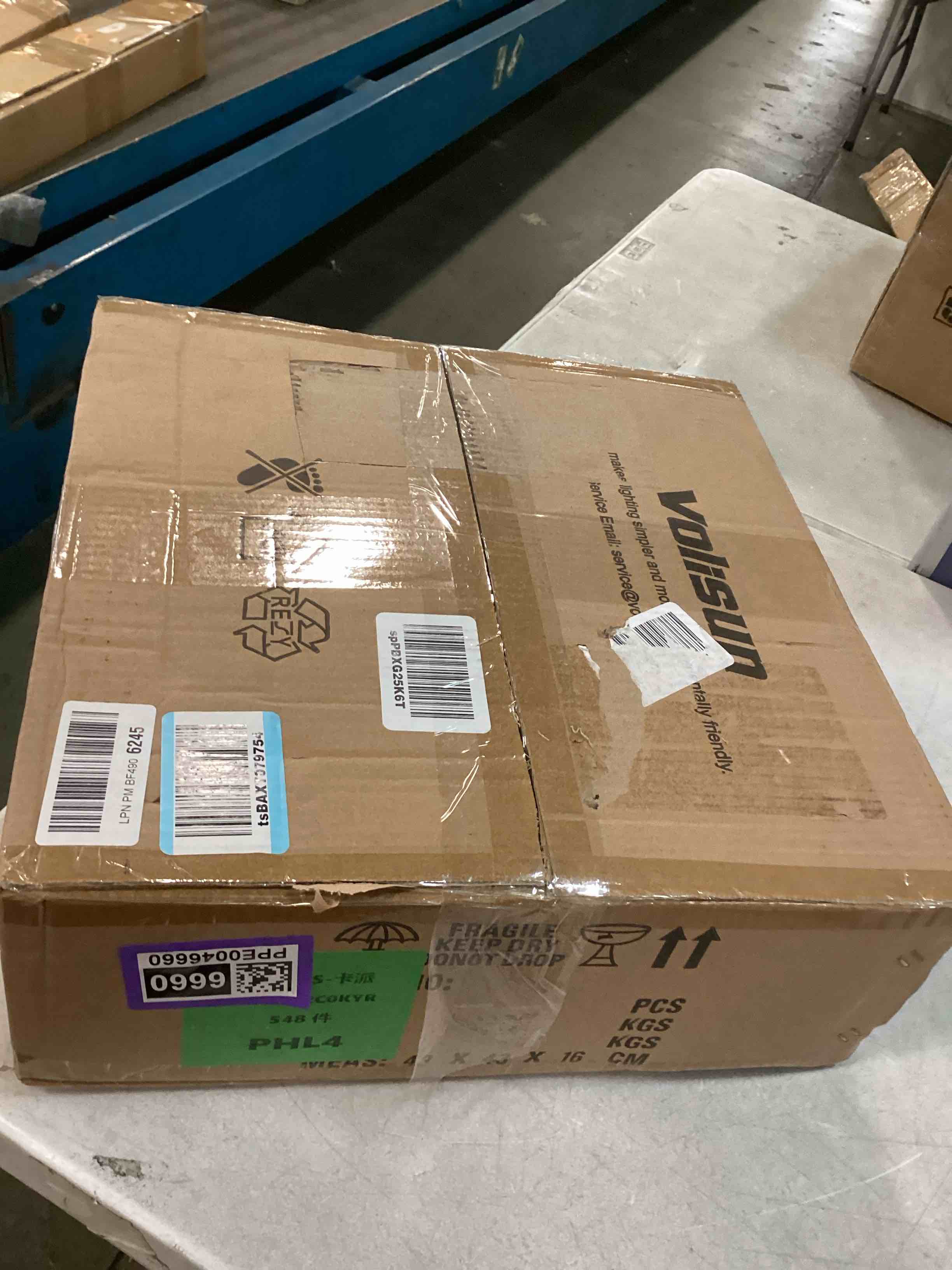 https://s3.amazonaws.com/lotting-images-prod/bidfta/PPE0046660_1724245631043.jpeg