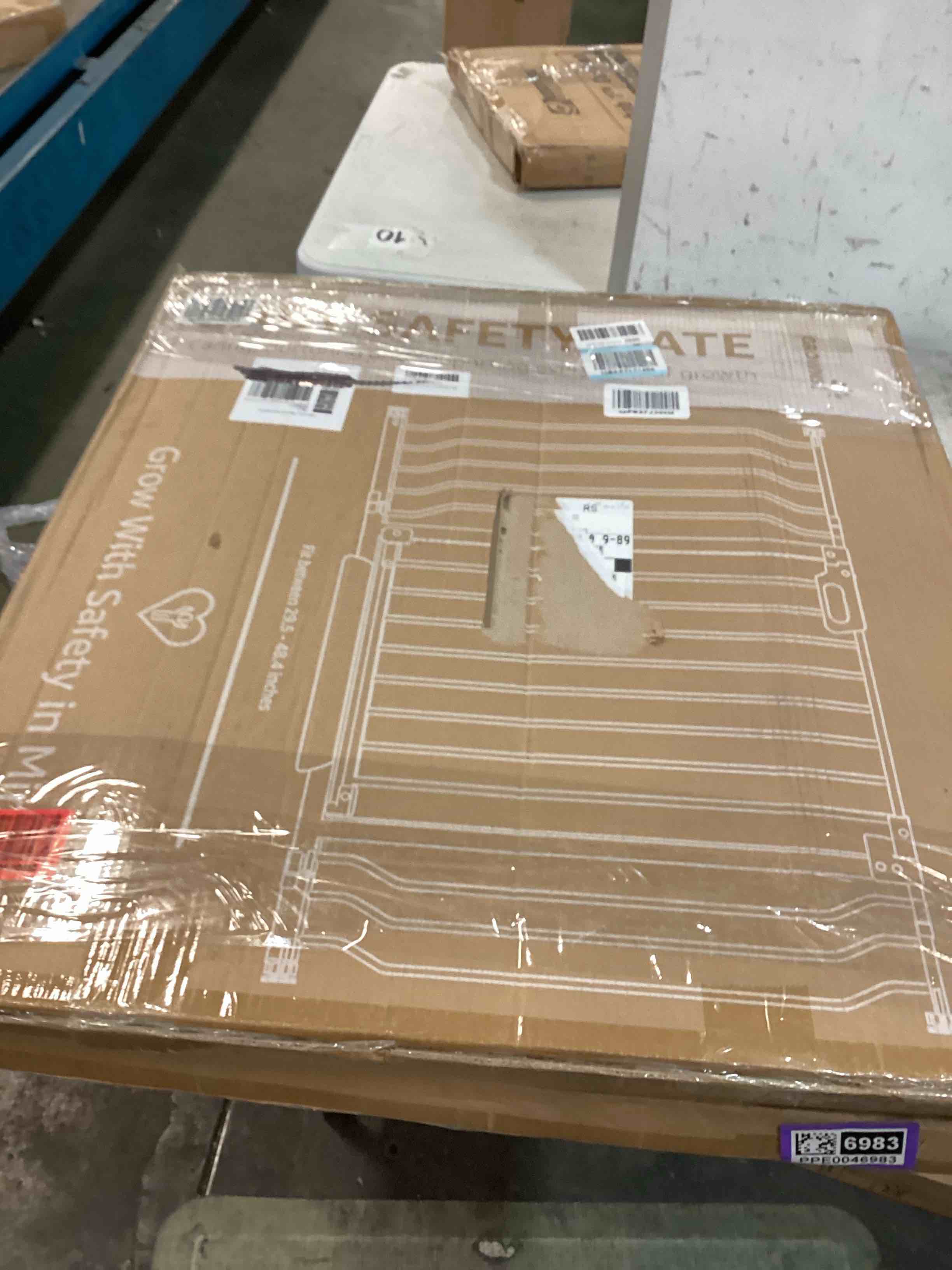 https://s3.amazonaws.com/lotting-images-prod/bidfta/PPE0046983_1724093113227.jpeg