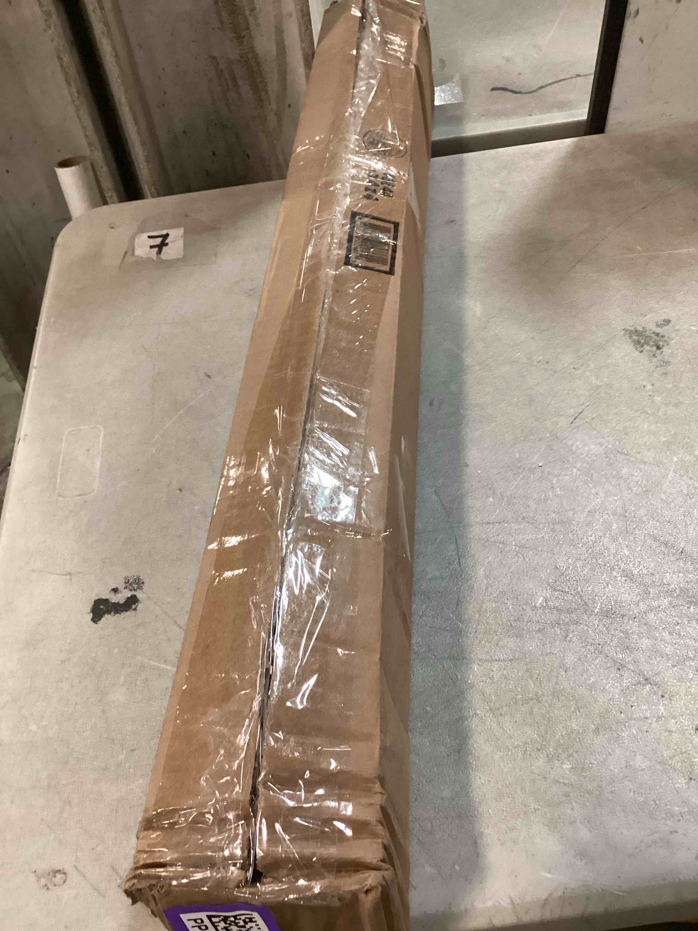 https://s3.amazonaws.com/lotting-images-prod/bidfta/PPE0047412_1723747997443.jpeg