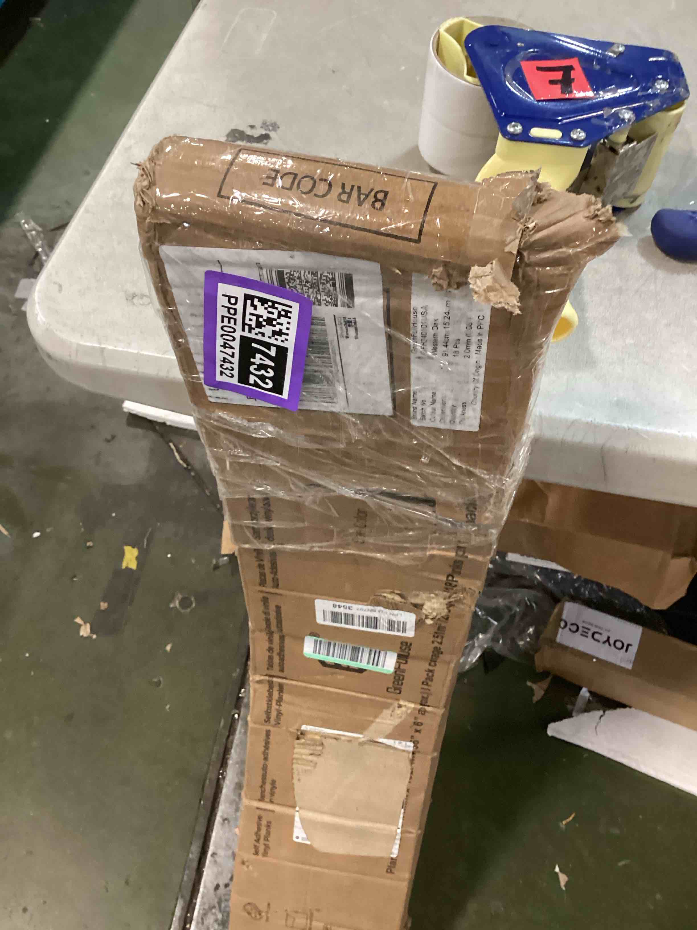https://s3.amazonaws.com/lotting-images-prod/bidfta/PPE0047432_1723746053509.jpeg