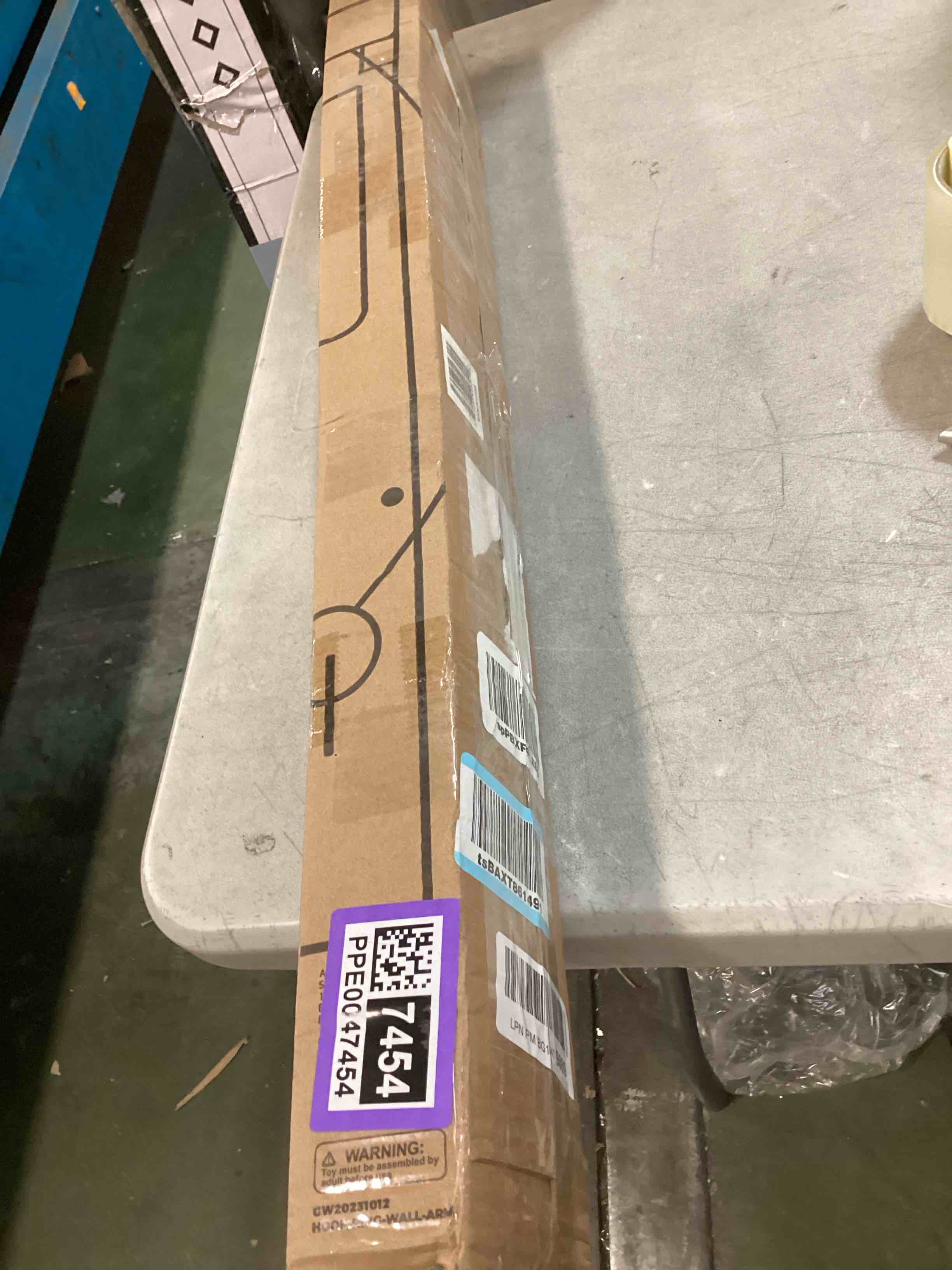 https://s3.amazonaws.com/lotting-images-prod/bidfta/PPE0047454_1723743986447.jpeg