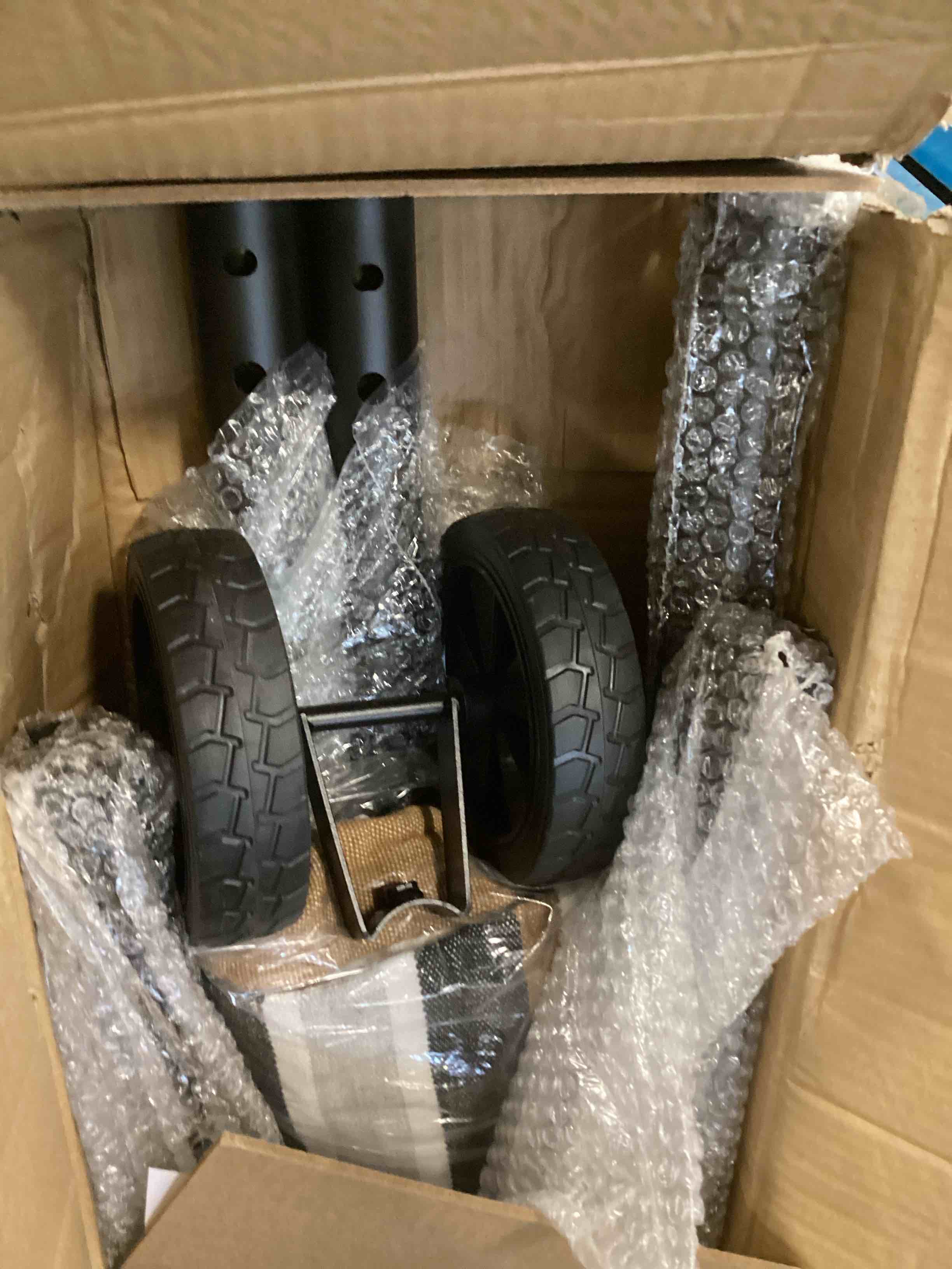 https://s3.amazonaws.com/lotting-images-prod/bidfta/PPE0047682_1723660601574.jpeg