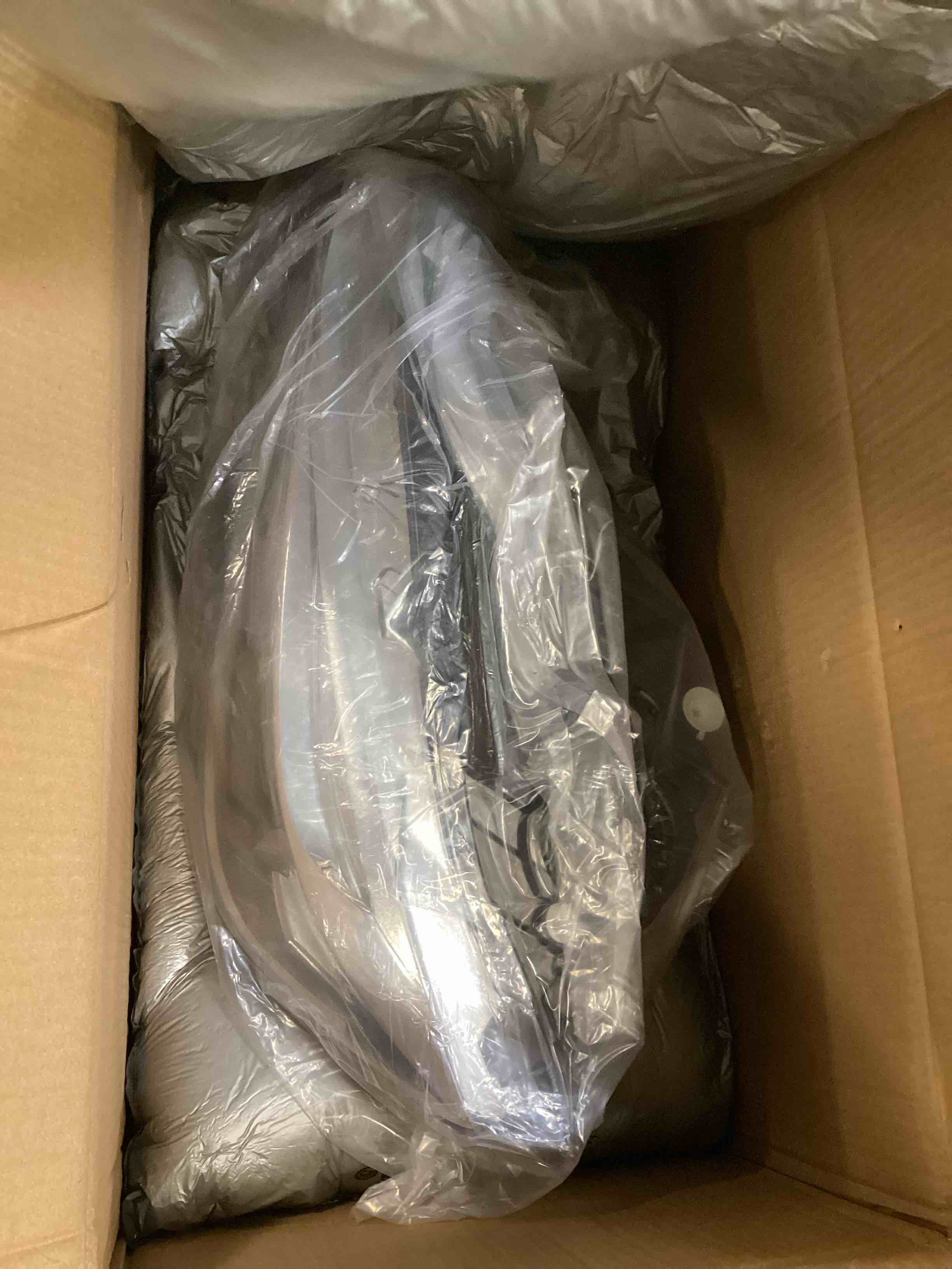 https://s3.amazonaws.com/lotting-images-prod/bidfta/PPE0047795_1723646439379.jpeg