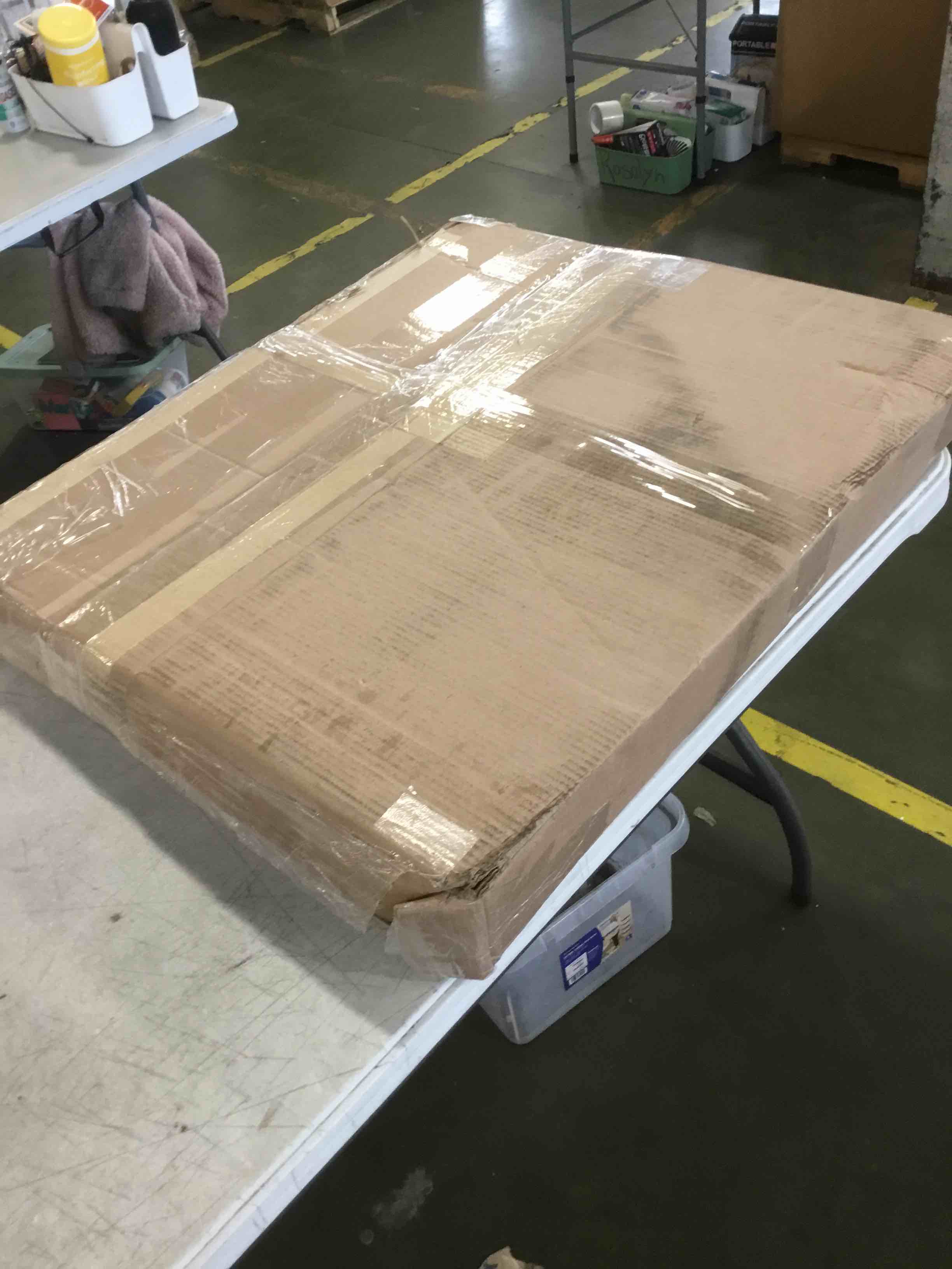 https://s3.amazonaws.com/lotting-images-prod/bidfta/PPE0050697_1723744538387.jpeg