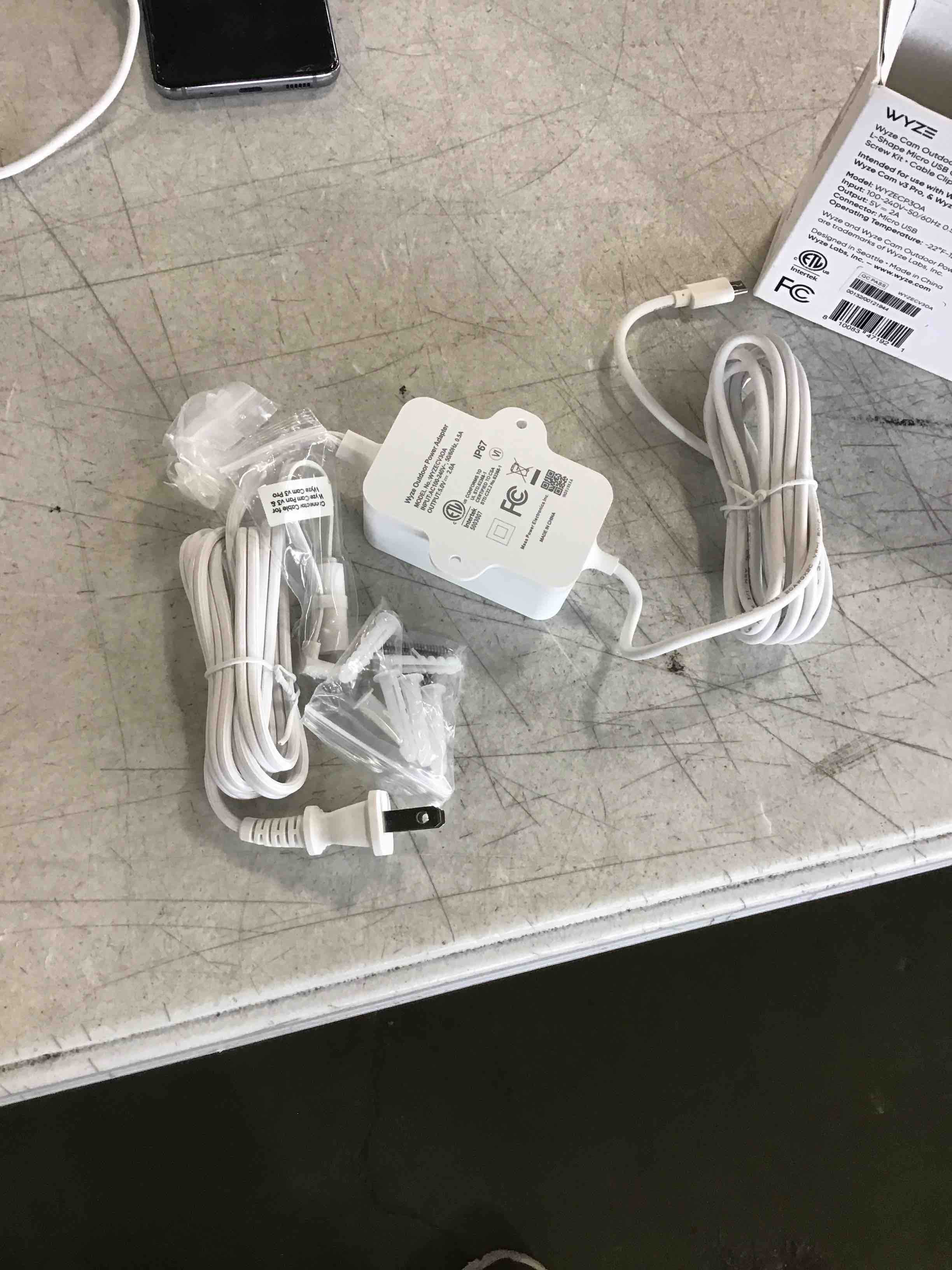 https://s3.amazonaws.com/lotting-images-prod/bidfta/PPE0051526_1723128980851.jpeg