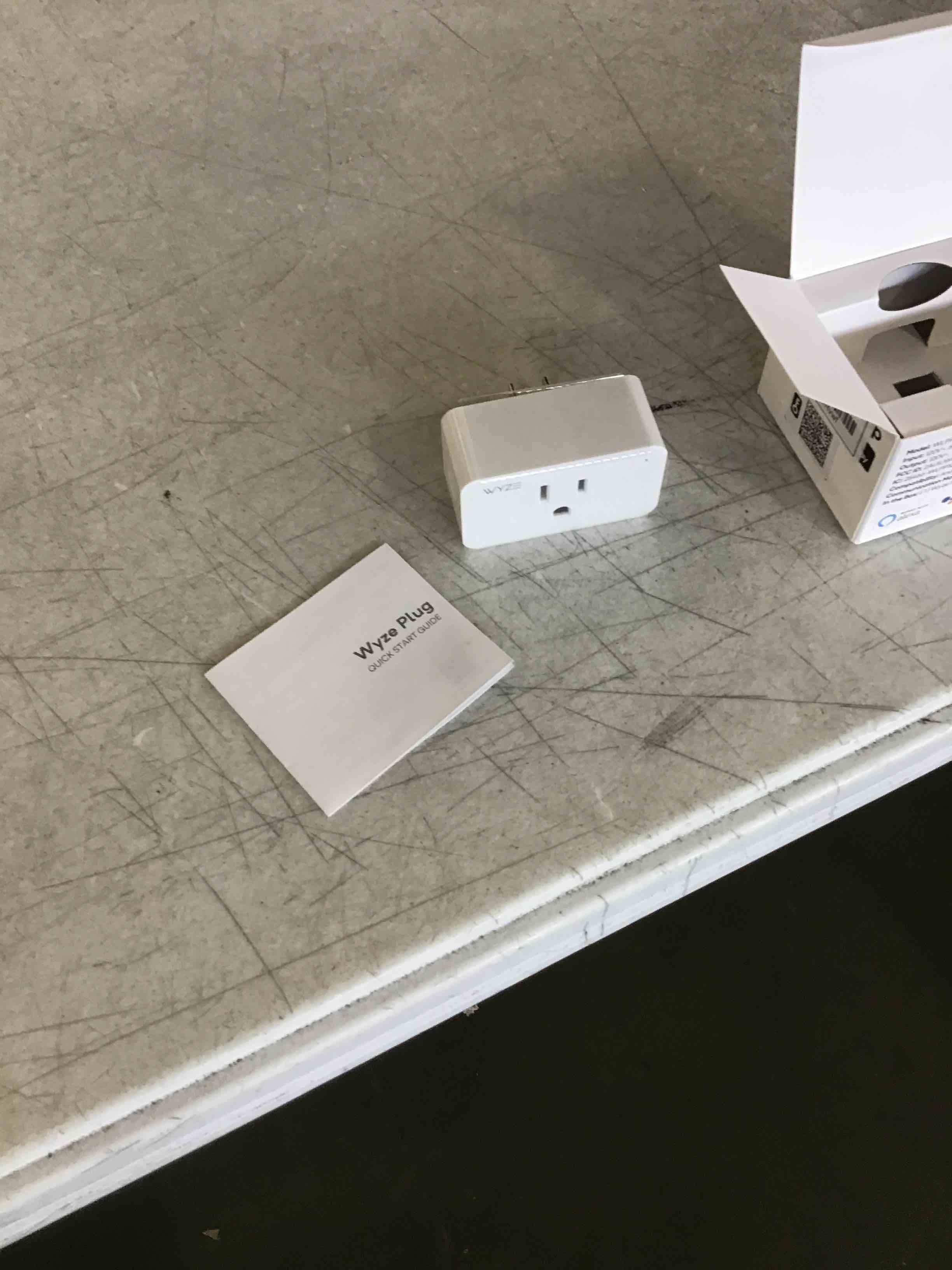 https://s3.amazonaws.com/lotting-images-prod/bidfta/PPE0051856_1723059867556.jpeg