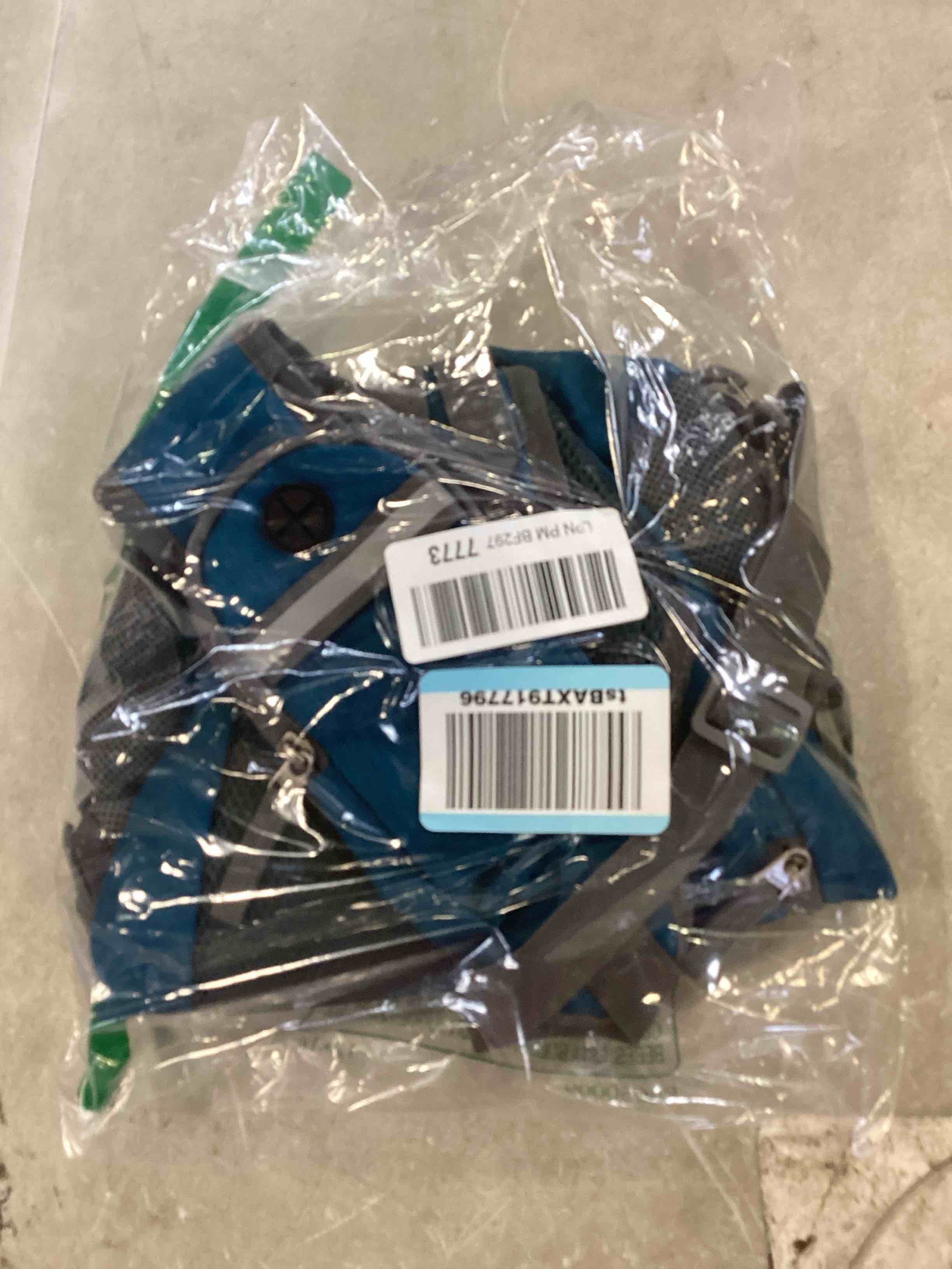 https://s3.amazonaws.com/lotting-images-prod/bidfta/PPE0053260_1723576103827.jpeg
