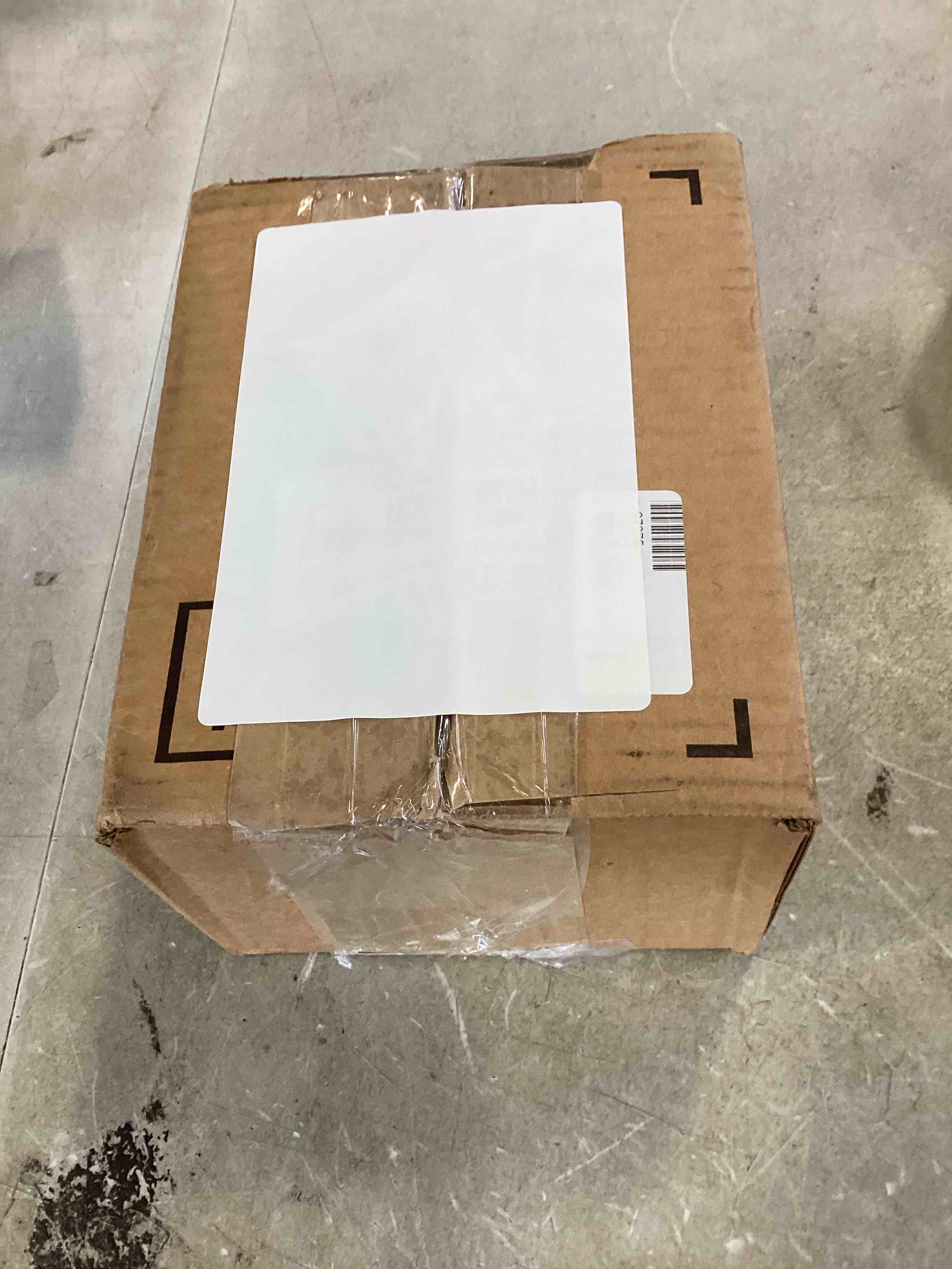 https://s3.amazonaws.com/lotting-images-prod/bidfta/PPE0053940_1724077926014.jpeg