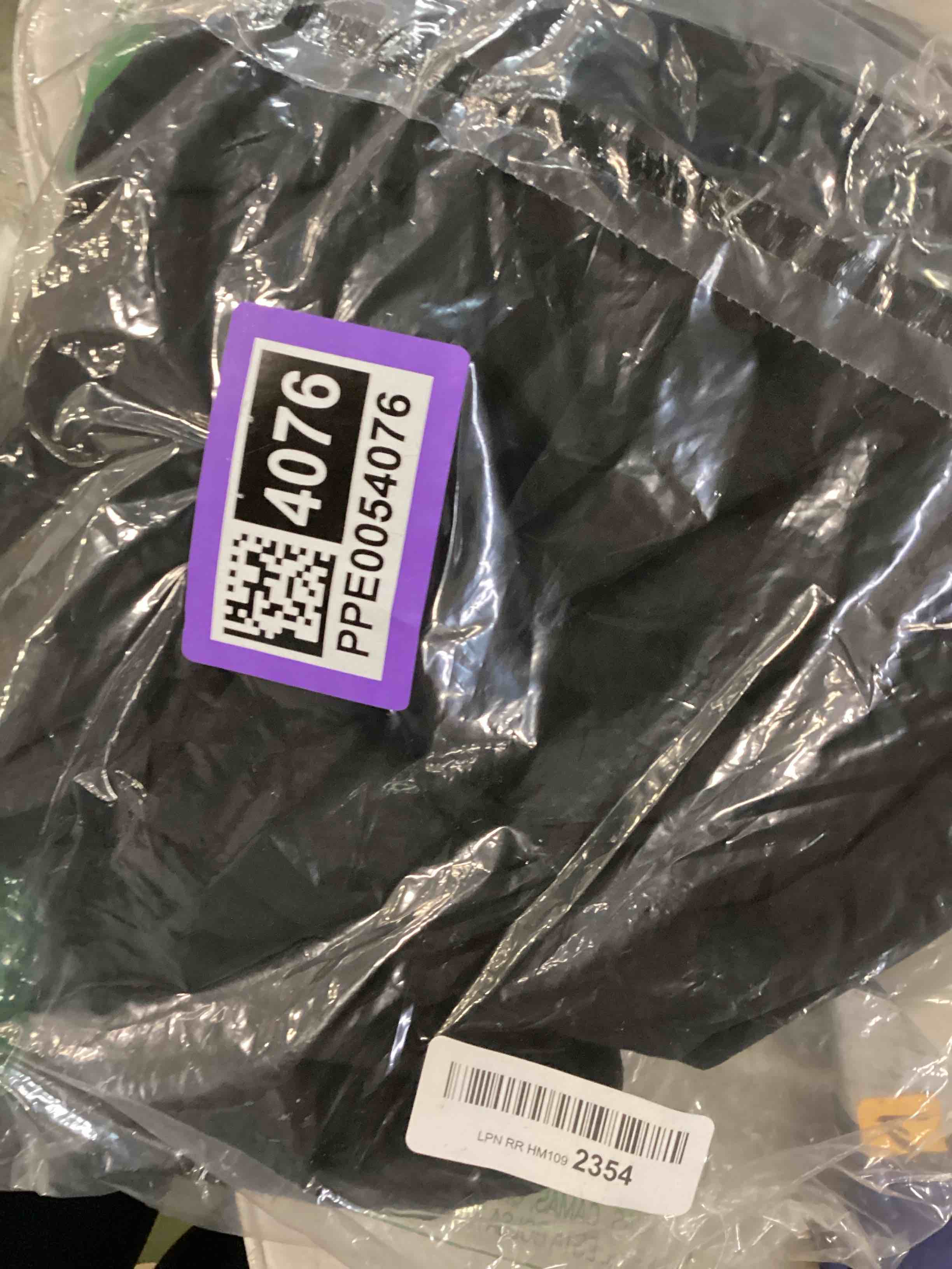 https://s3.amazonaws.com/lotting-images-prod/bidfta/PPE0054076_1729018586939.jpeg