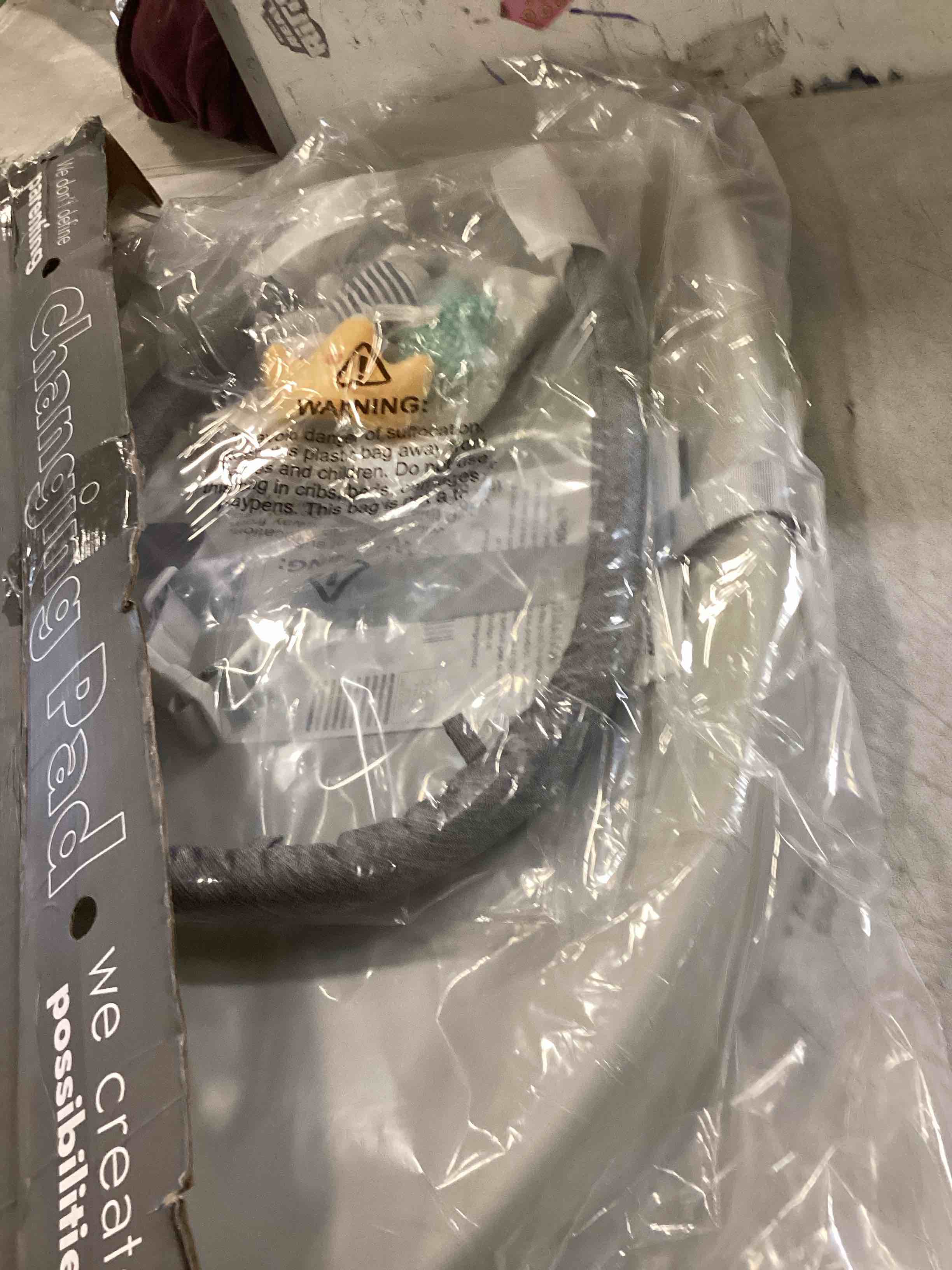 https://s3.amazonaws.com/lotting-images-prod/bidfta/PPE0054642_1724773801888.jpeg