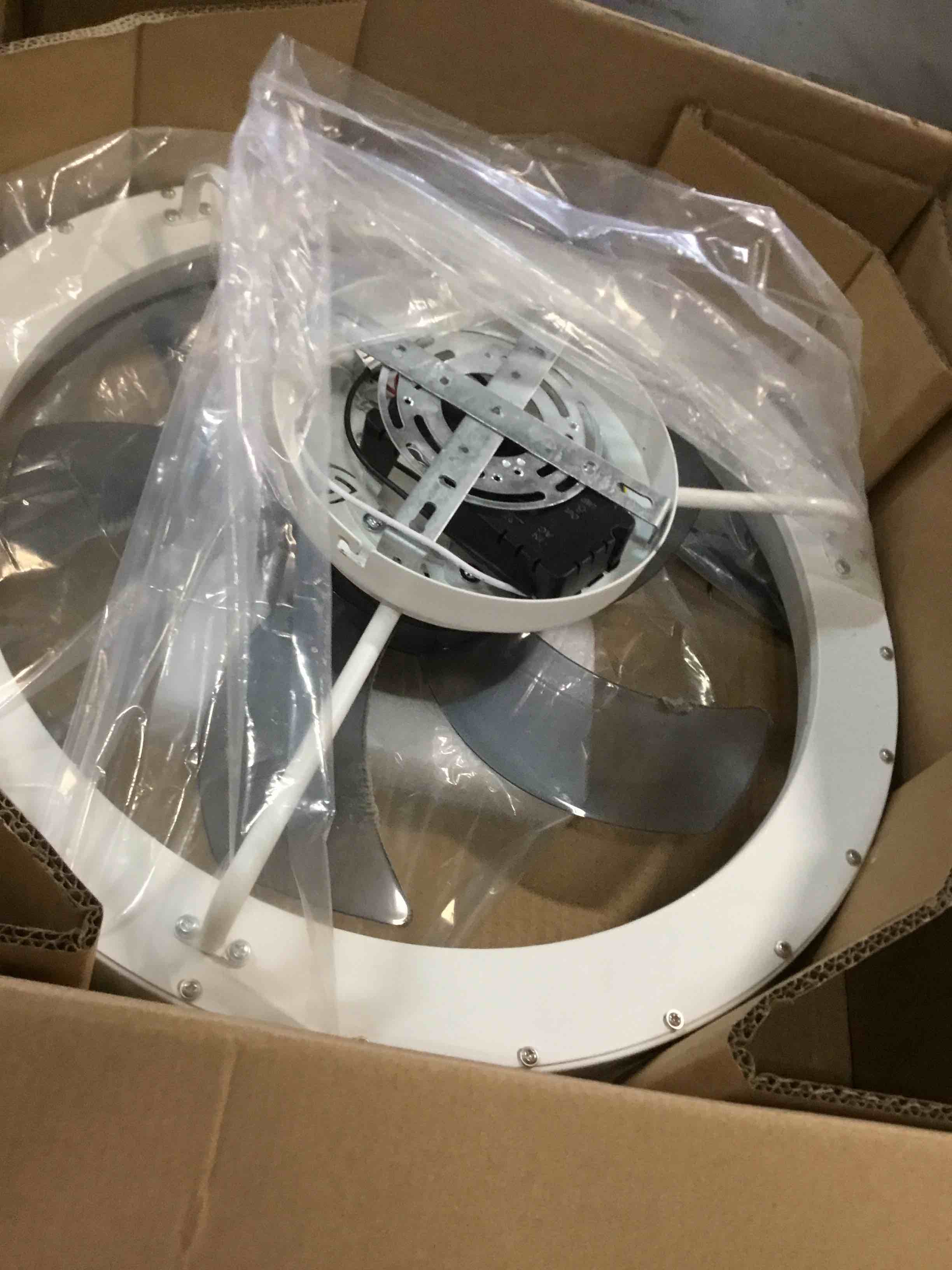 https://s3.amazonaws.com/lotting-images-prod/bidfta/PPE0054845_1724678005466.jpeg