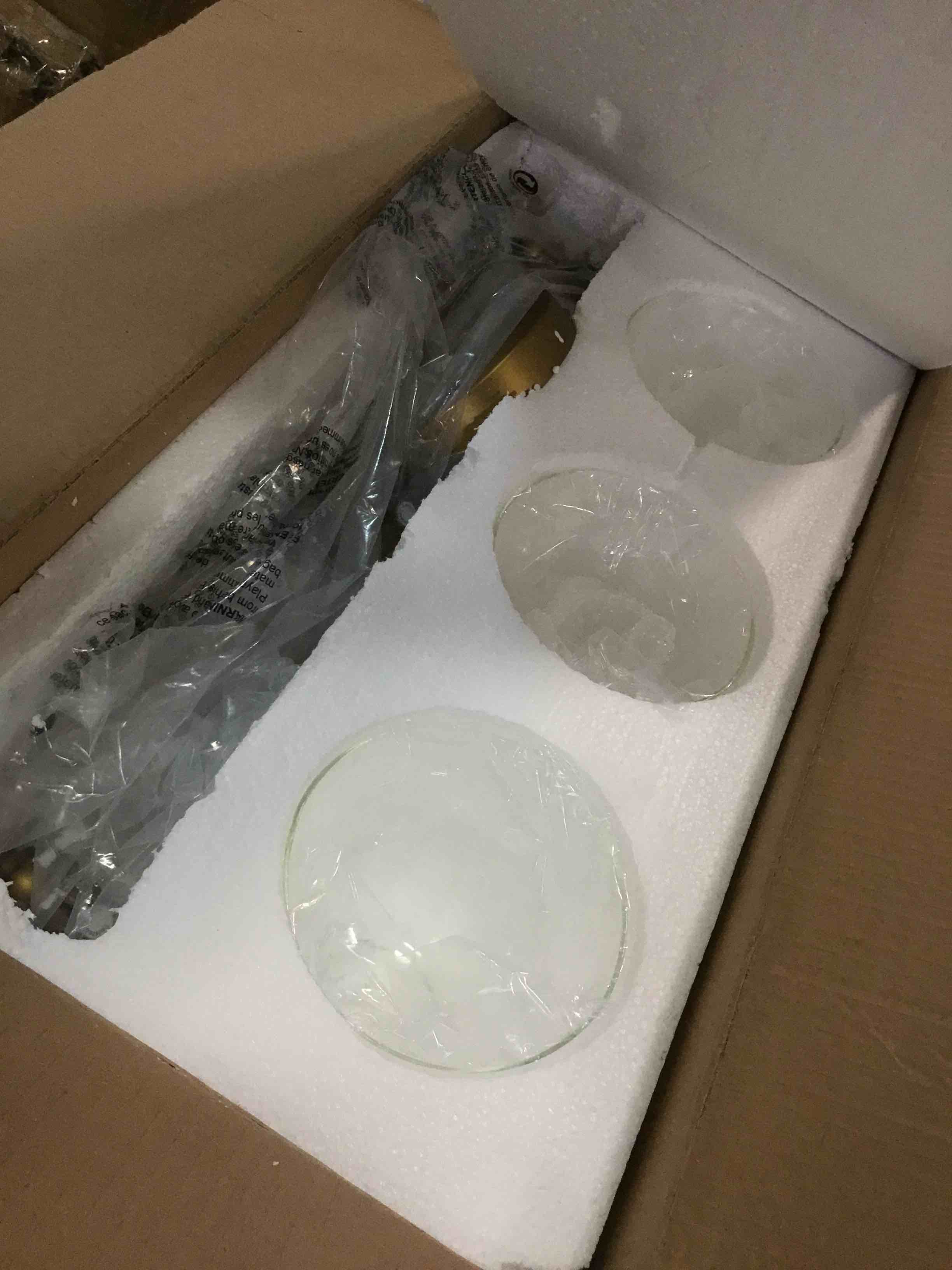 https://s3.amazonaws.com/lotting-images-prod/bidfta/PPE0055065_1724422731961.jpeg