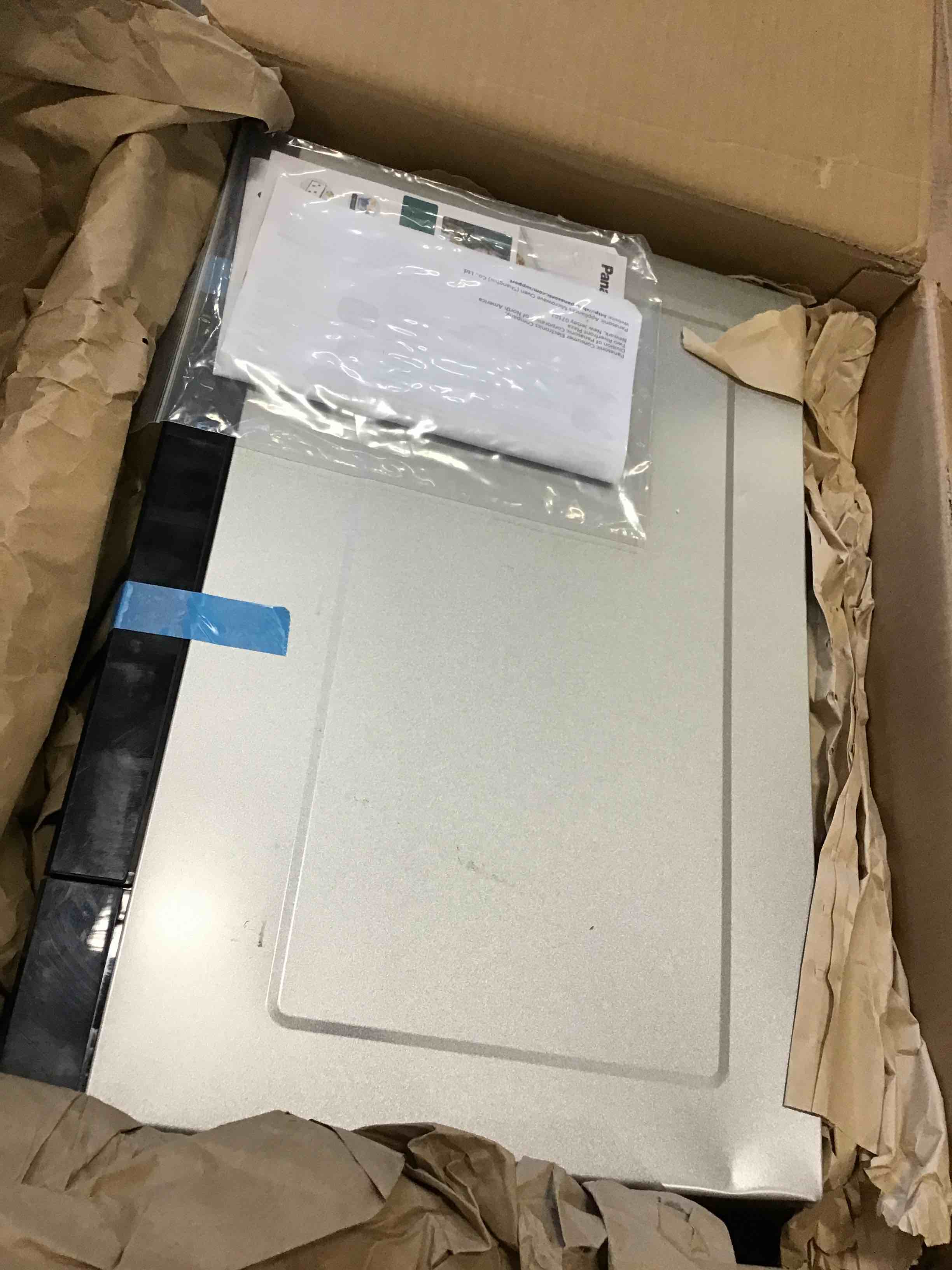 Panasonic Microwave Oven NNSN686S Stainless Steel Countertop/BuiltIn with Inverter Technology