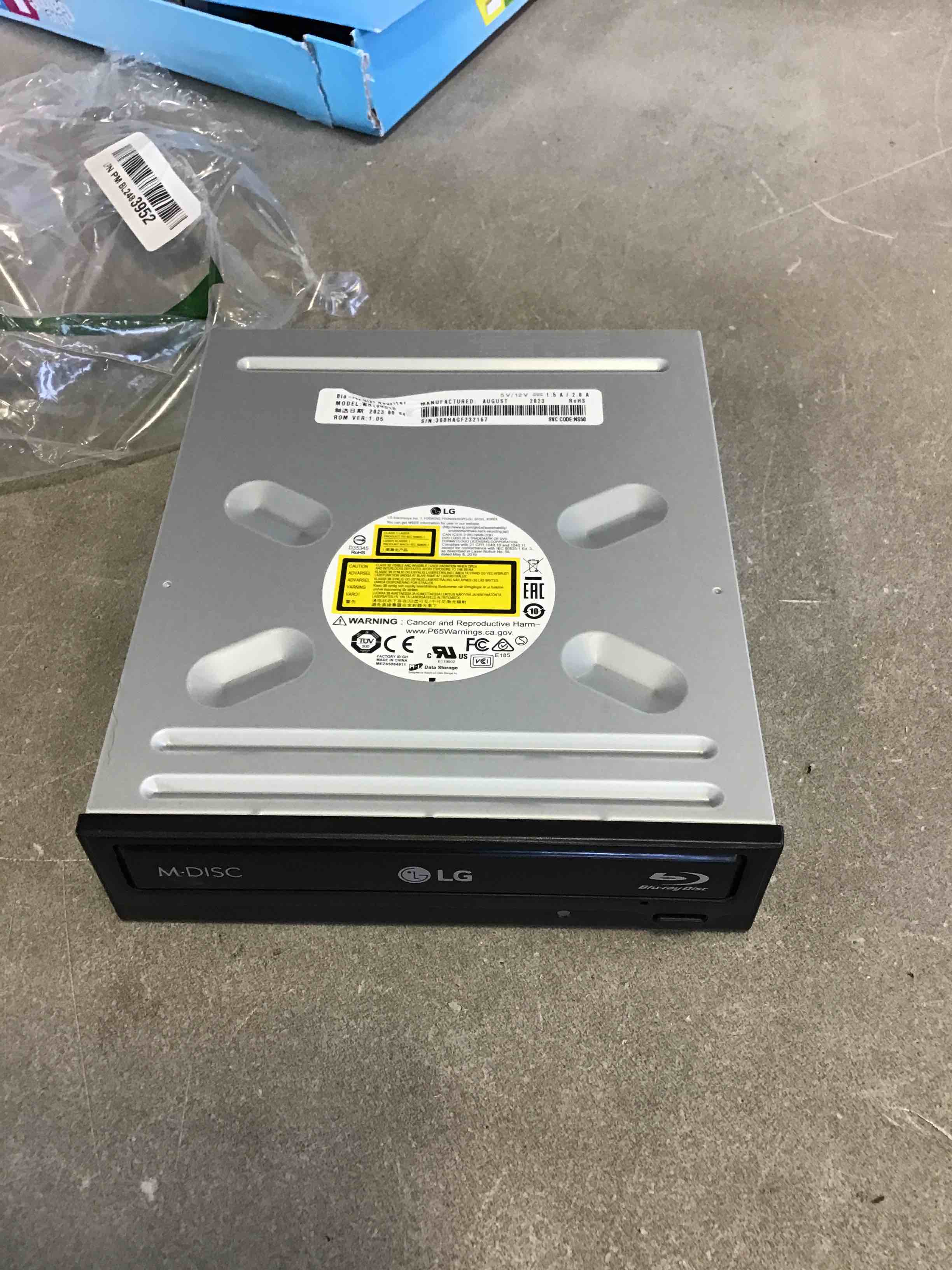https://s3.amazonaws.com/lotting-images-prod/bidfta/PPE0057407_1723647752699.jpeg