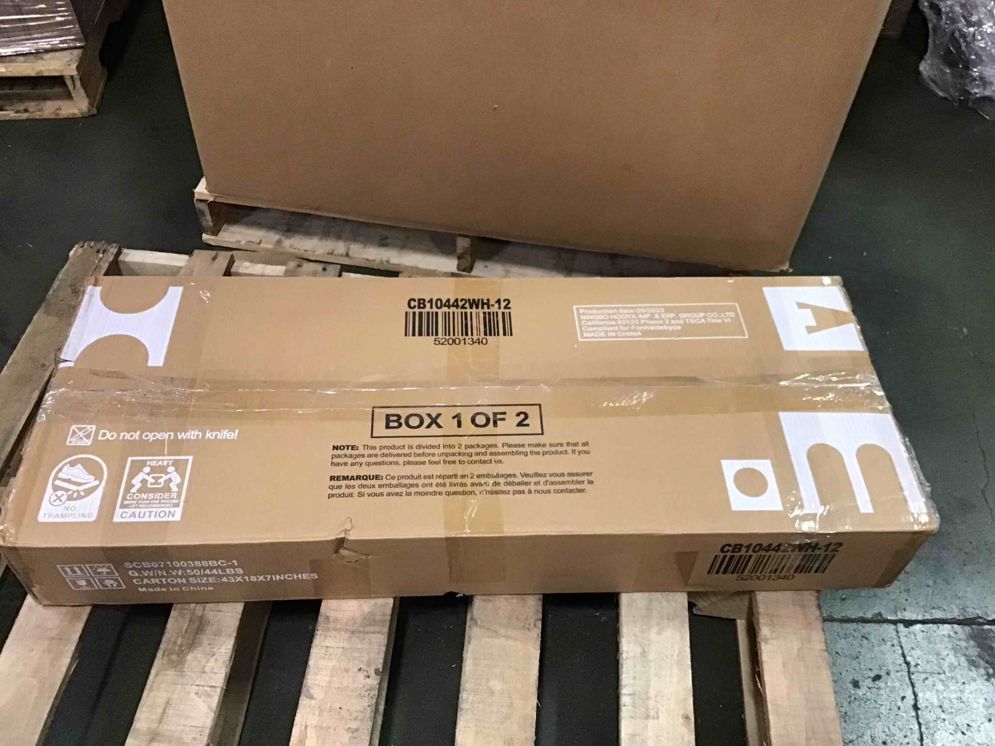 https://s3.amazonaws.com/lotting-images-prod/bidfta/PPE0061310_1723733700302.jpeg