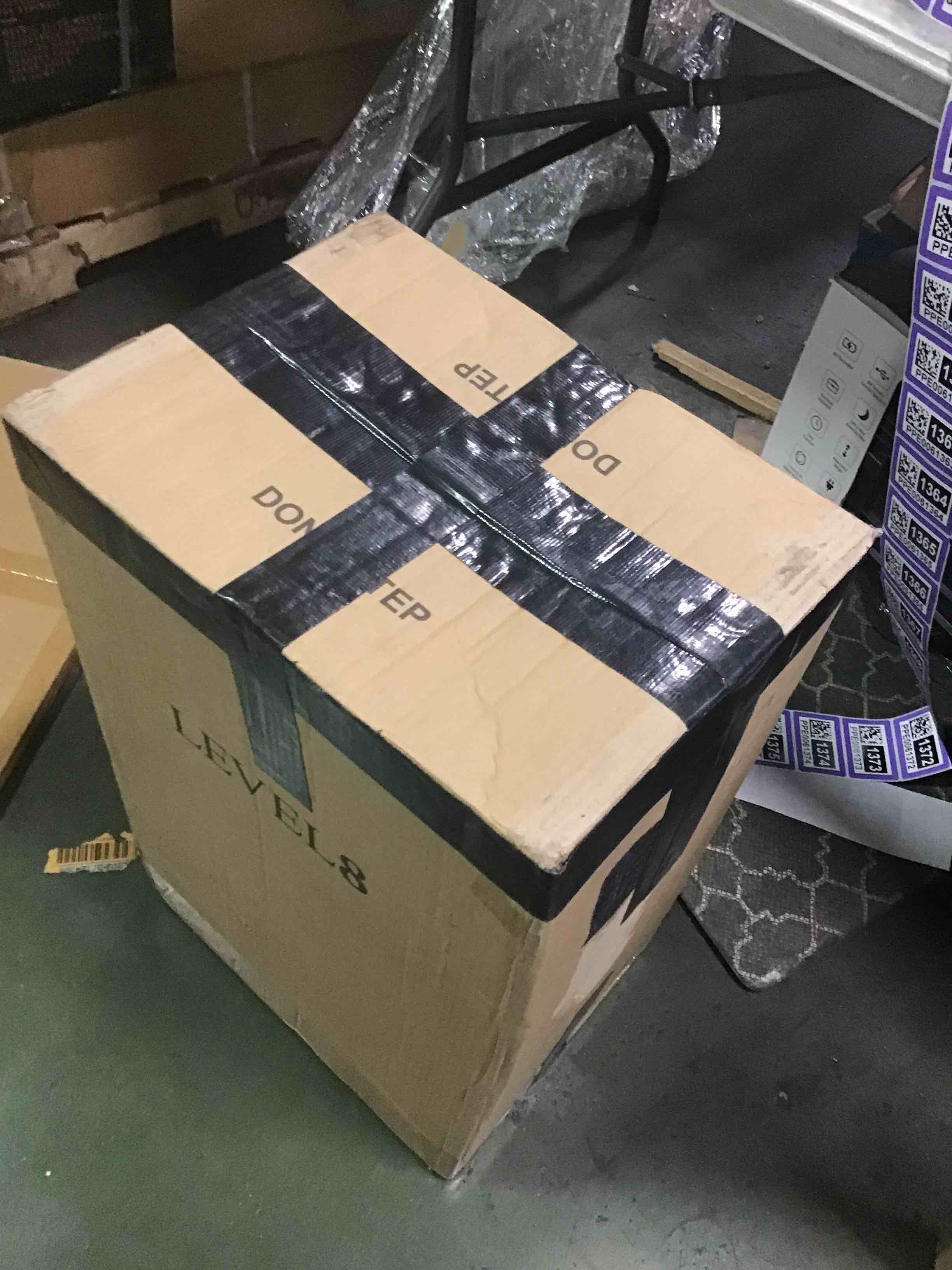 https://s3.amazonaws.com/lotting-images-prod/bidfta/PPE0061379_1723646835707.jpeg