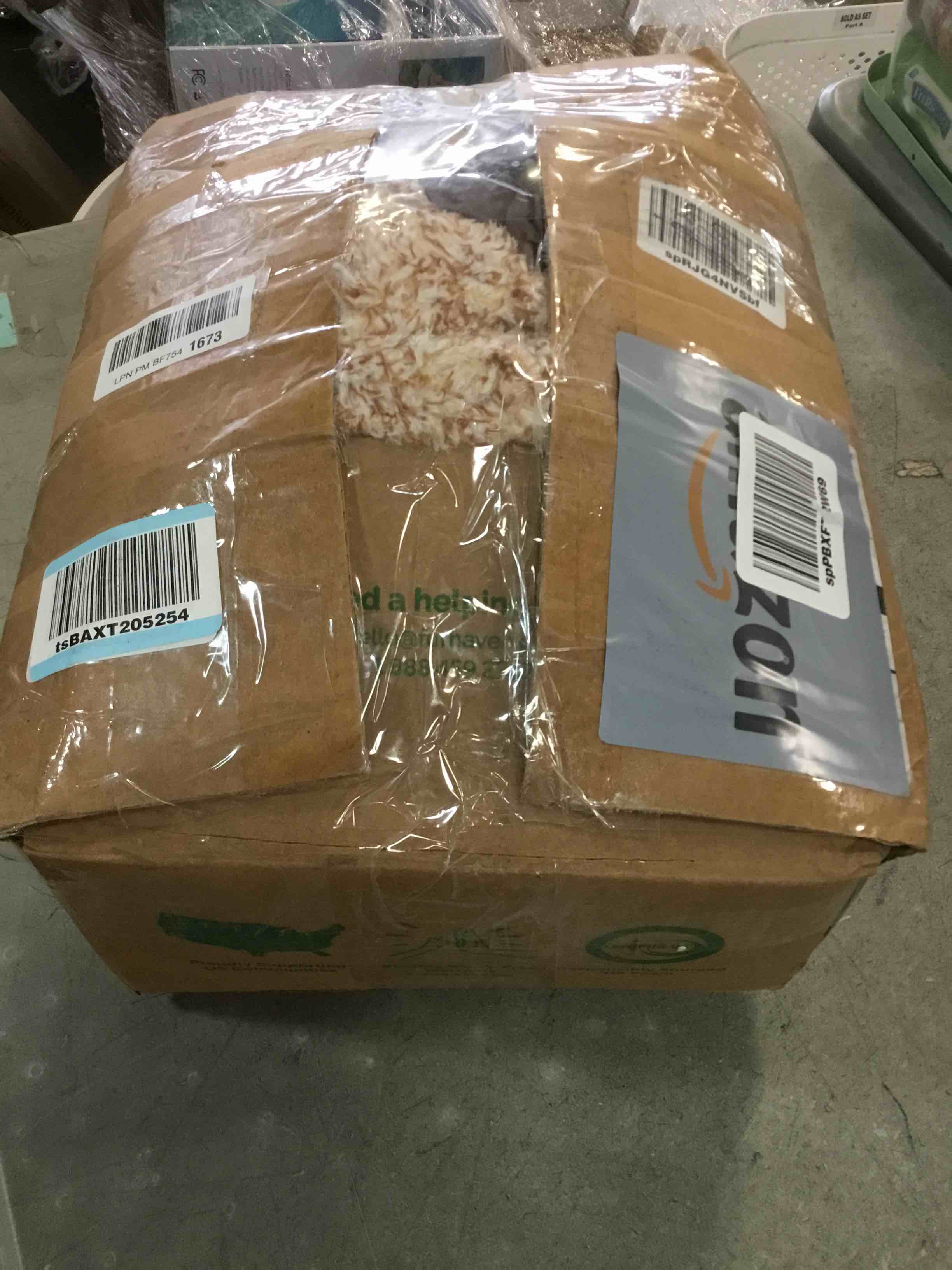 https://s3.amazonaws.com/lotting-images-prod/bidfta/PPE0062254_1723828707304.jpeg