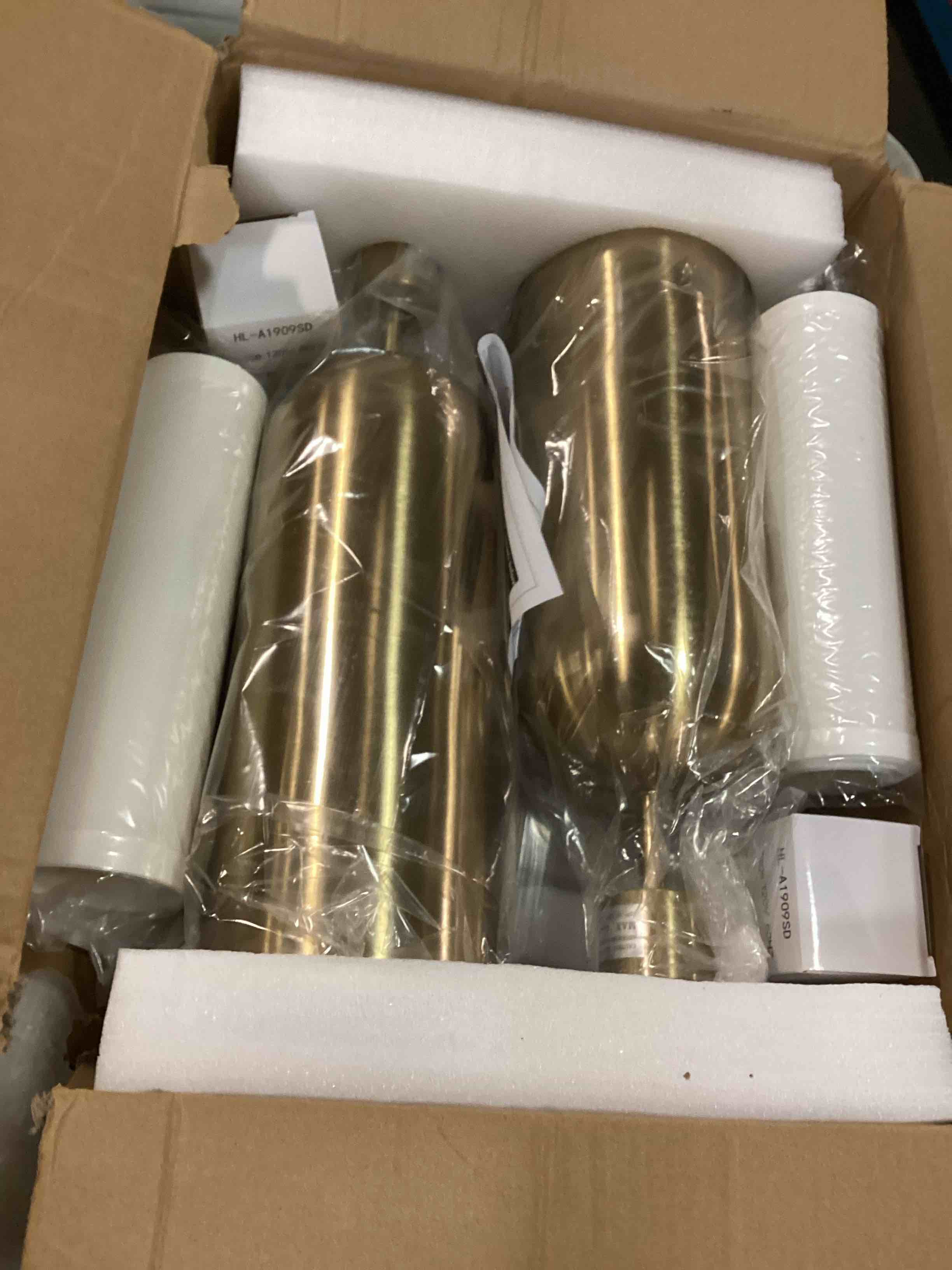 https://s3.amazonaws.com/lotting-images-prod/bidfta/PPE0063218_1723515091300.jpeg