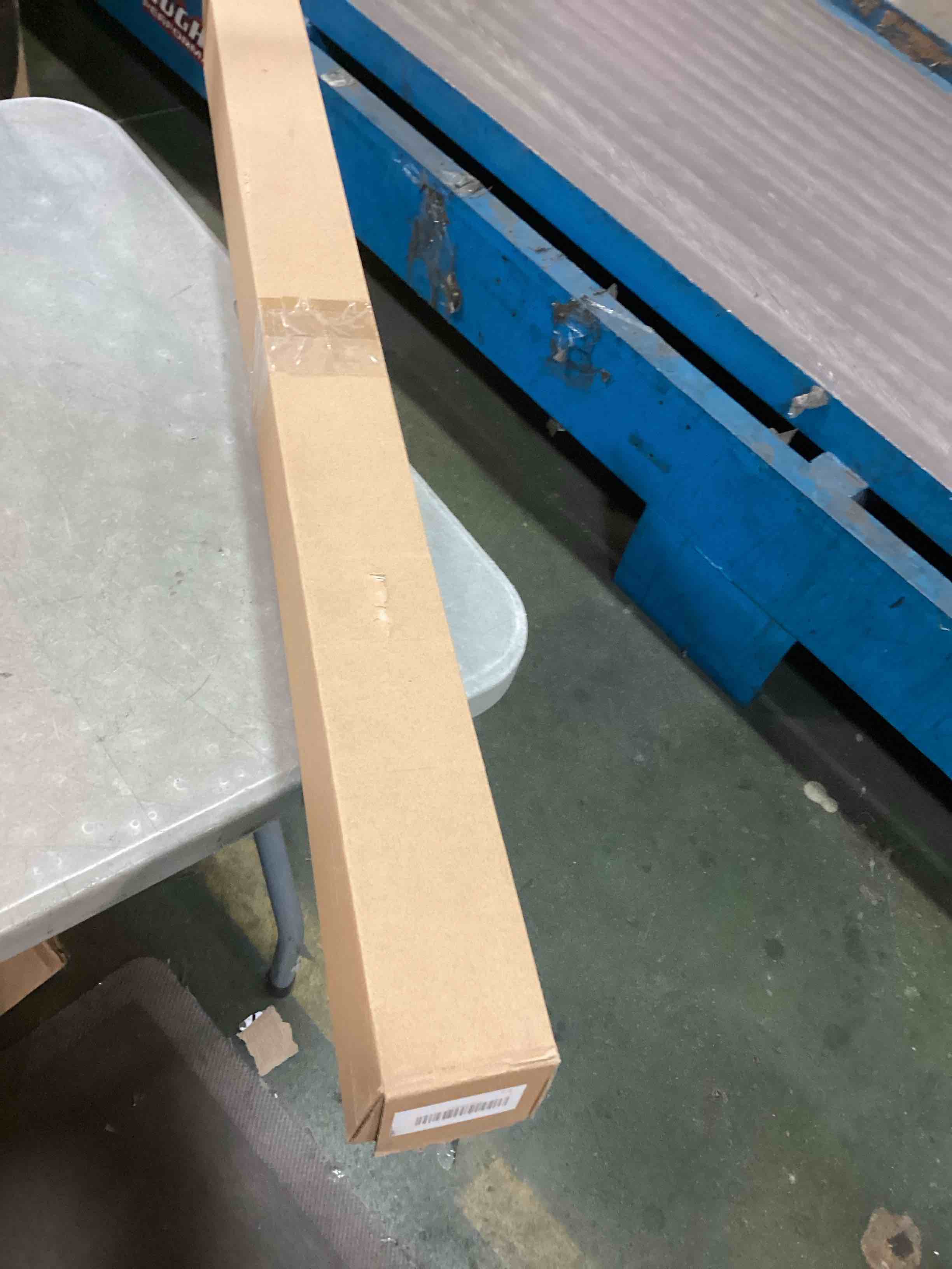 https://s3.amazonaws.com/lotting-images-prod/bidfta/PPE0063267_1723506792747.jpeg