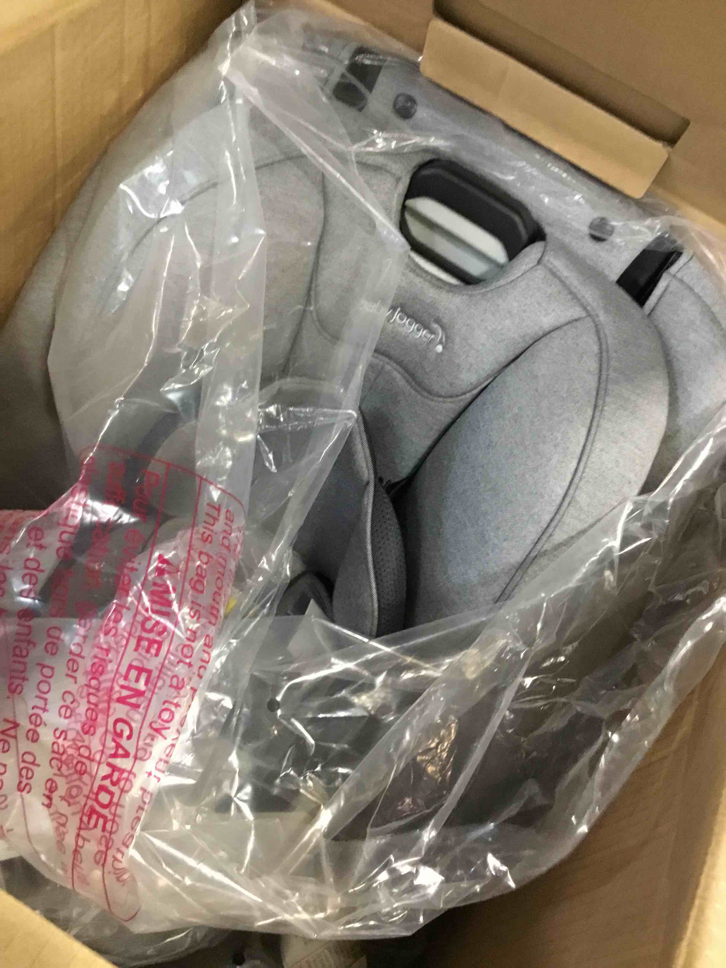 https://s3.amazonaws.com/lotting-images-prod/bidfta/PPE0063816_1723137619133.jpeg