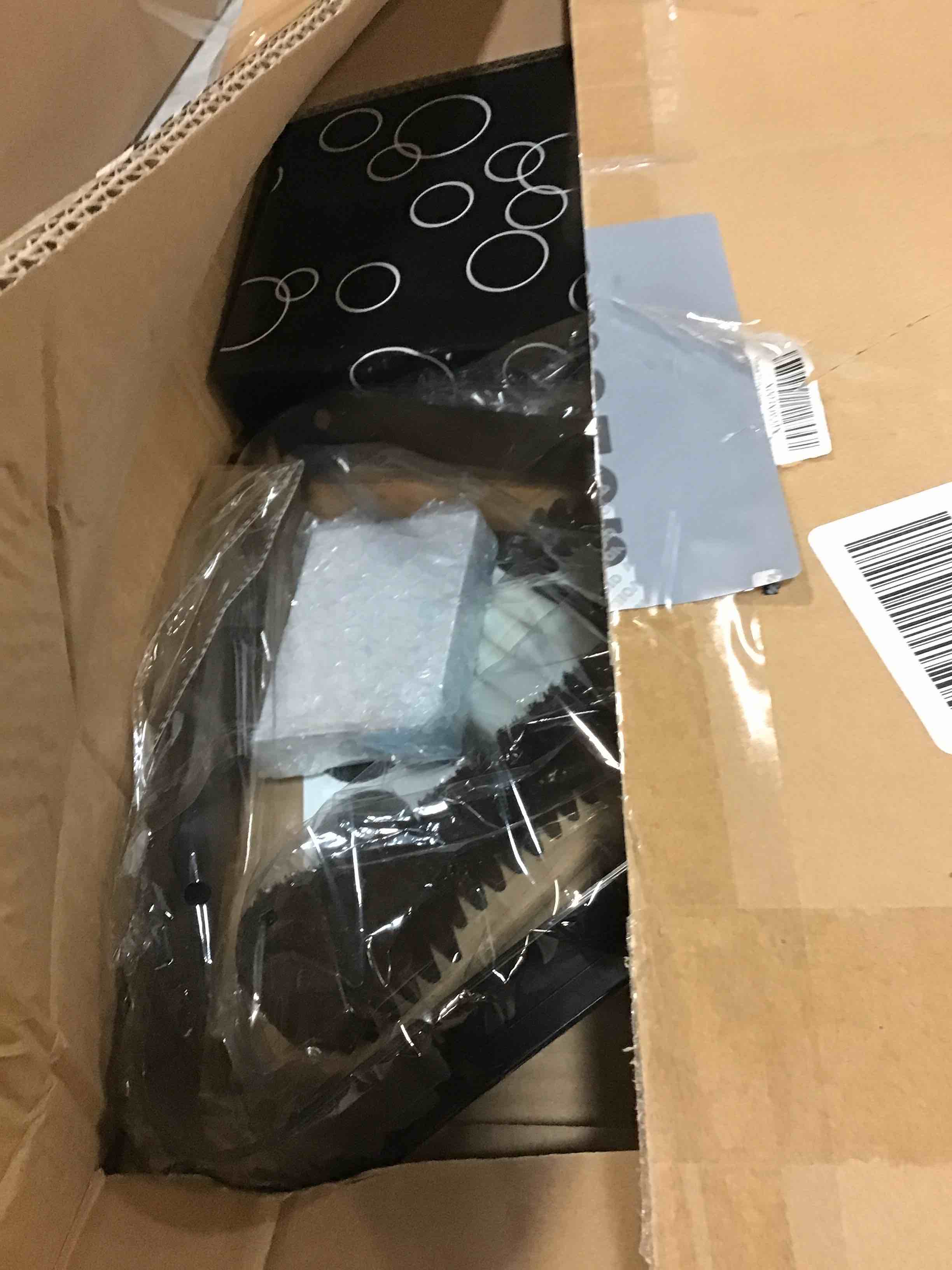 https://s3.amazonaws.com/lotting-images-prod/bidfta/PPE0064178_1724129394743.jpeg
