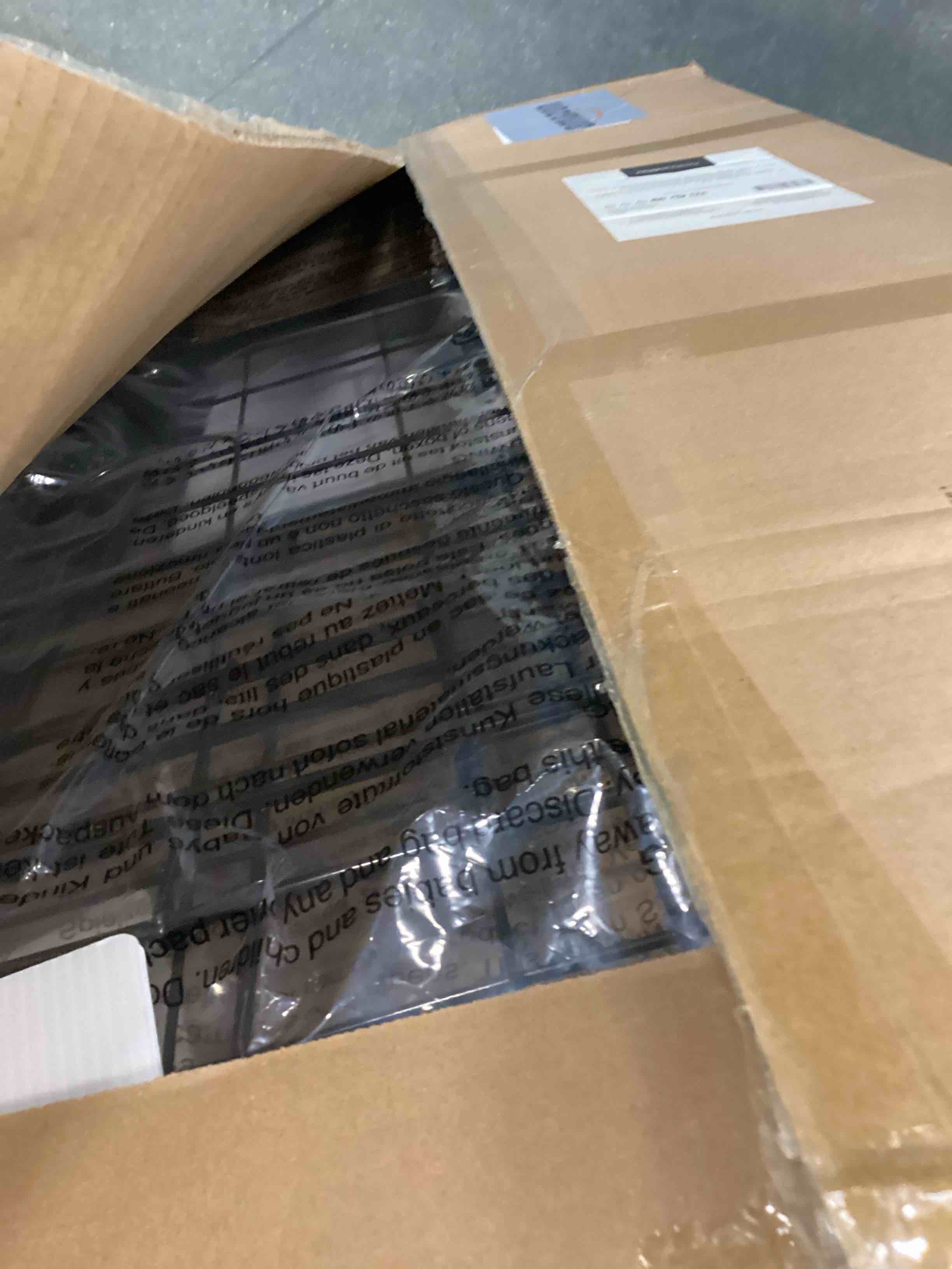 https://s3.amazonaws.com/lotting-images-prod/bidfta/PPE0065008_1723607746721.jpeg